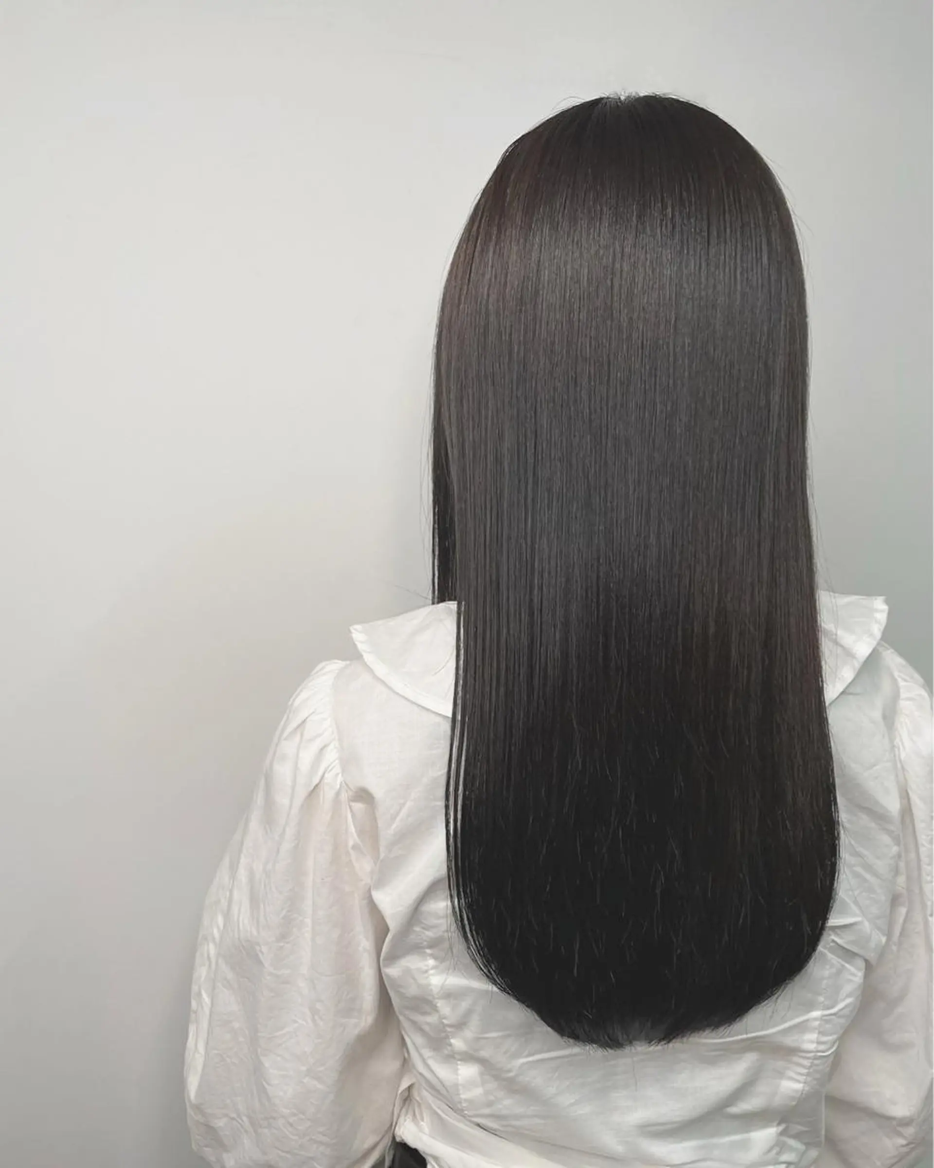 ロング カラー 髪質改善 飯塚 七海のヘアスタイル