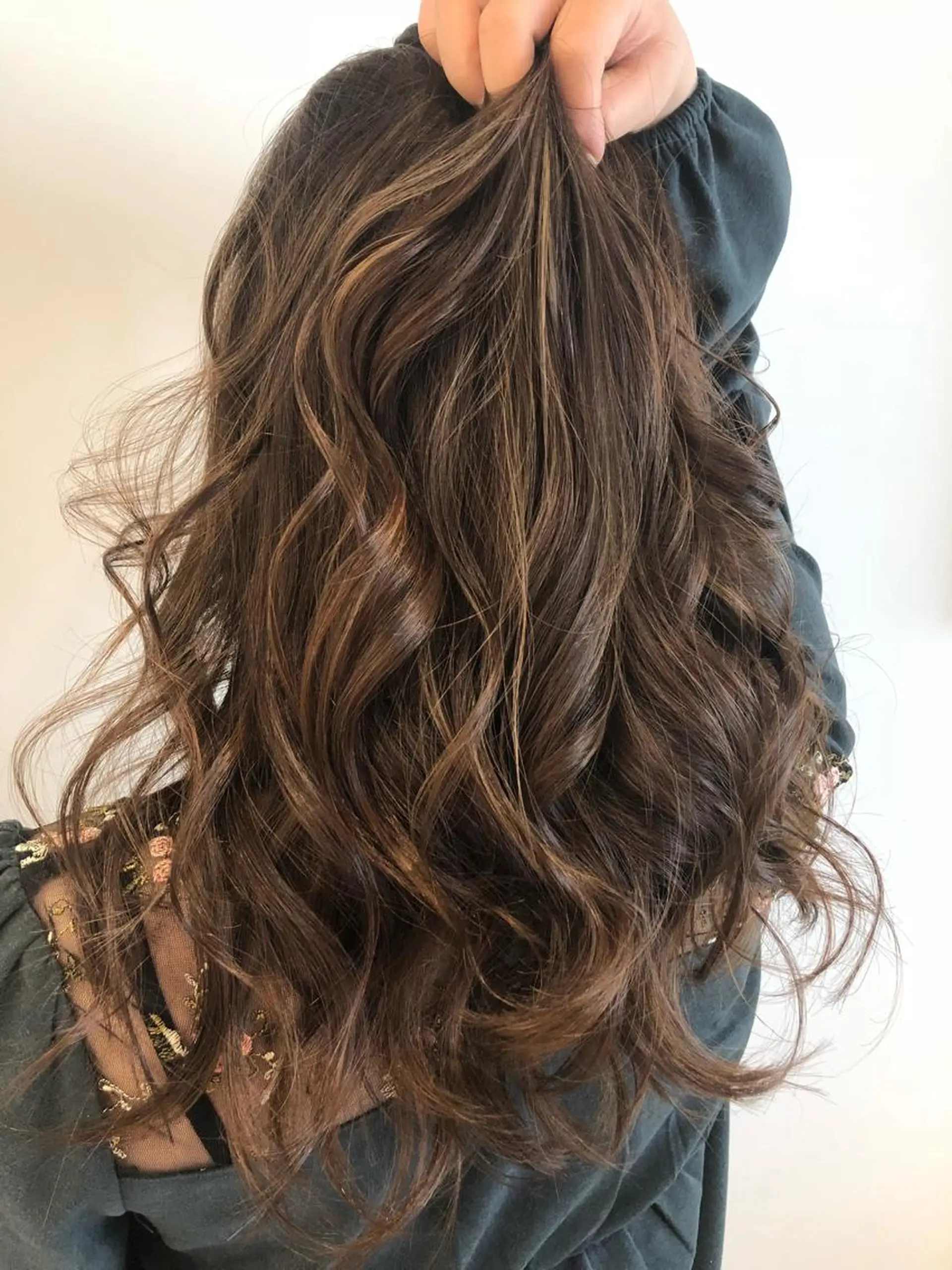 ロング カラー ヘアアレンジ ハイライトカラー イルミナカラー ハイライト トリートメント ヘアカラー レイヤー×ヘッドスパ ＊保田遥＊のヘアスタイル