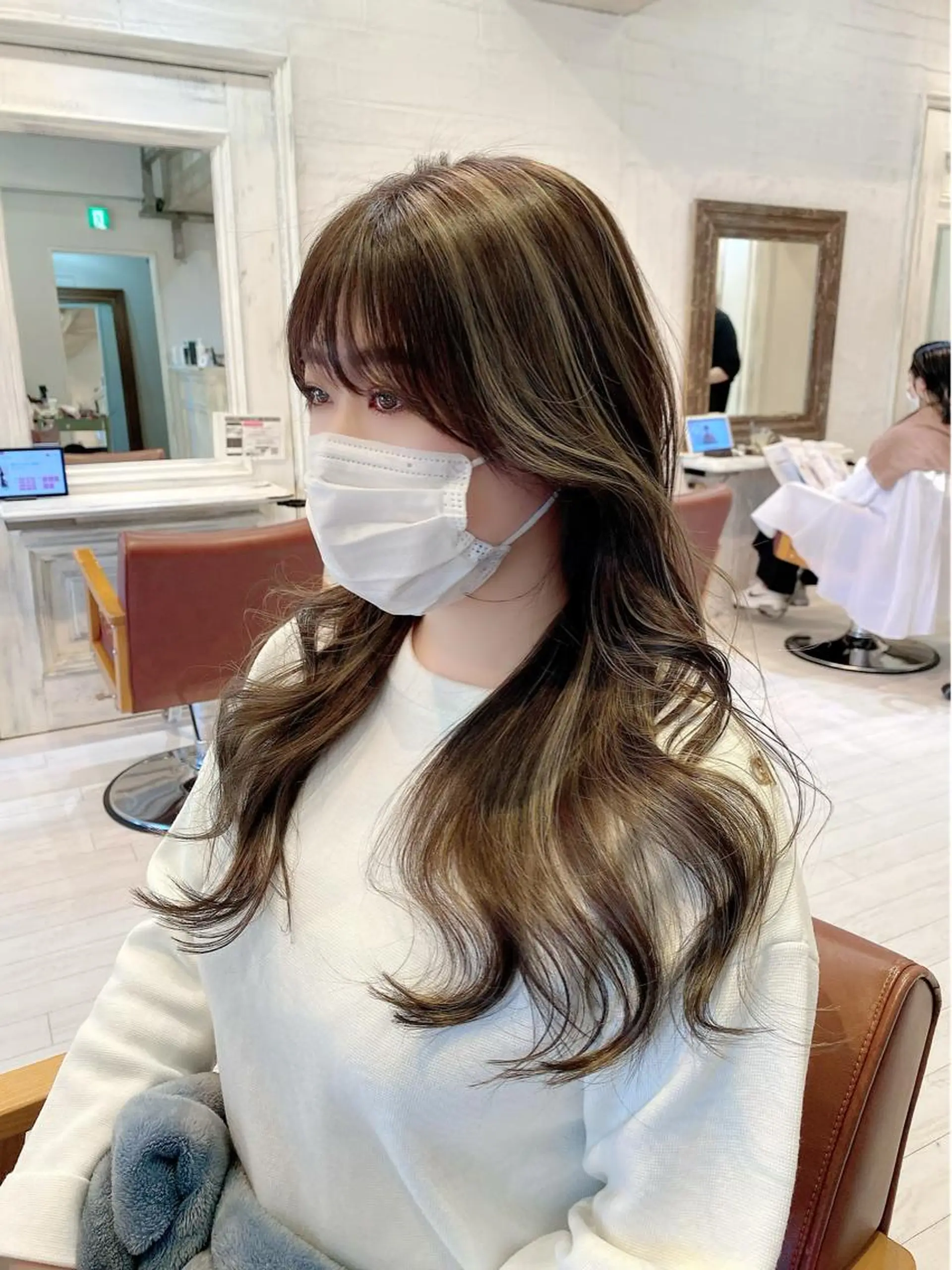 ミディアム カラー ブリーチ koheiのヘアスタイル