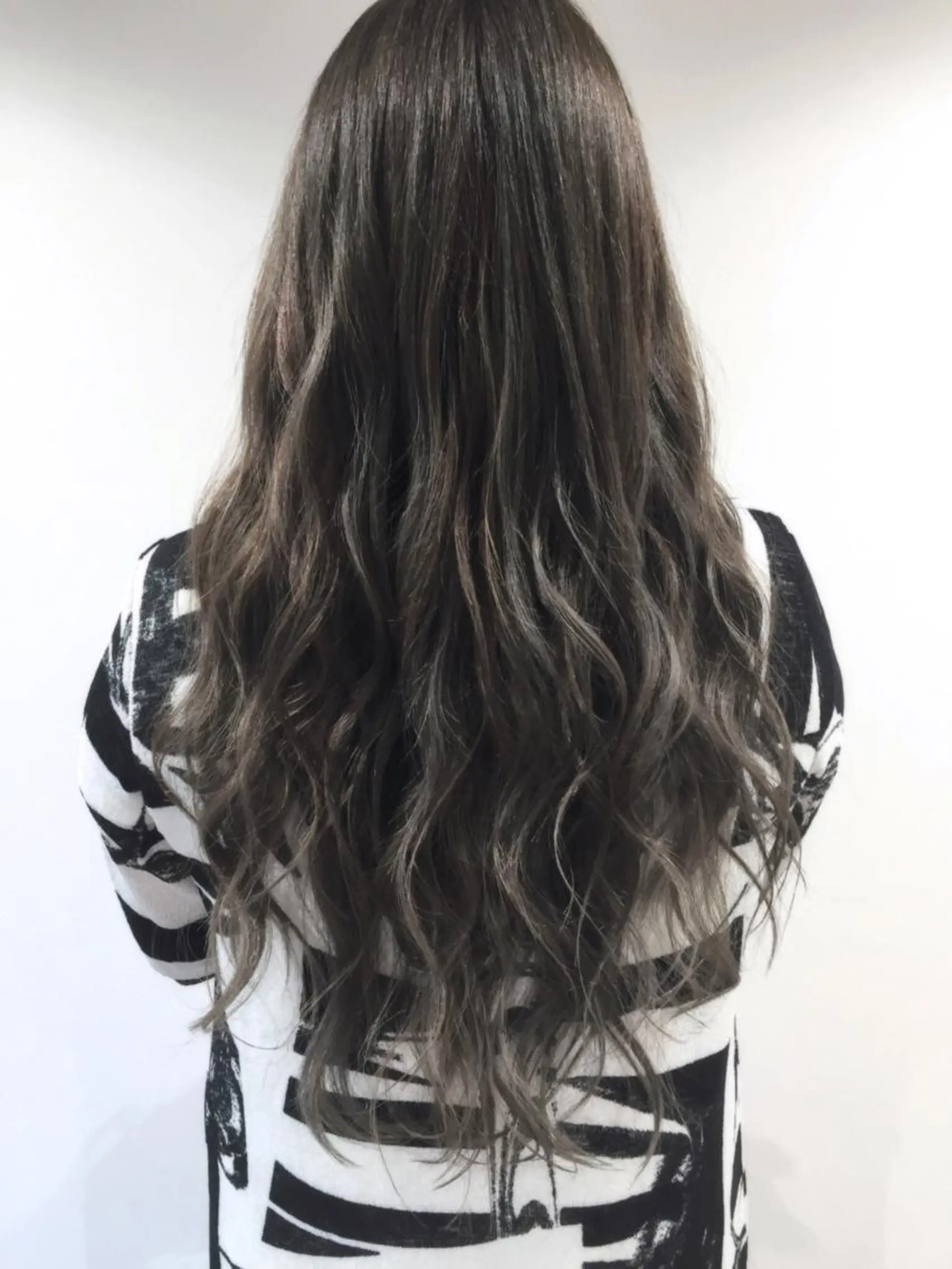 ロング Noe心斎橋所属・Noe心斎橋 堀田 朋宏のヘアスタイル