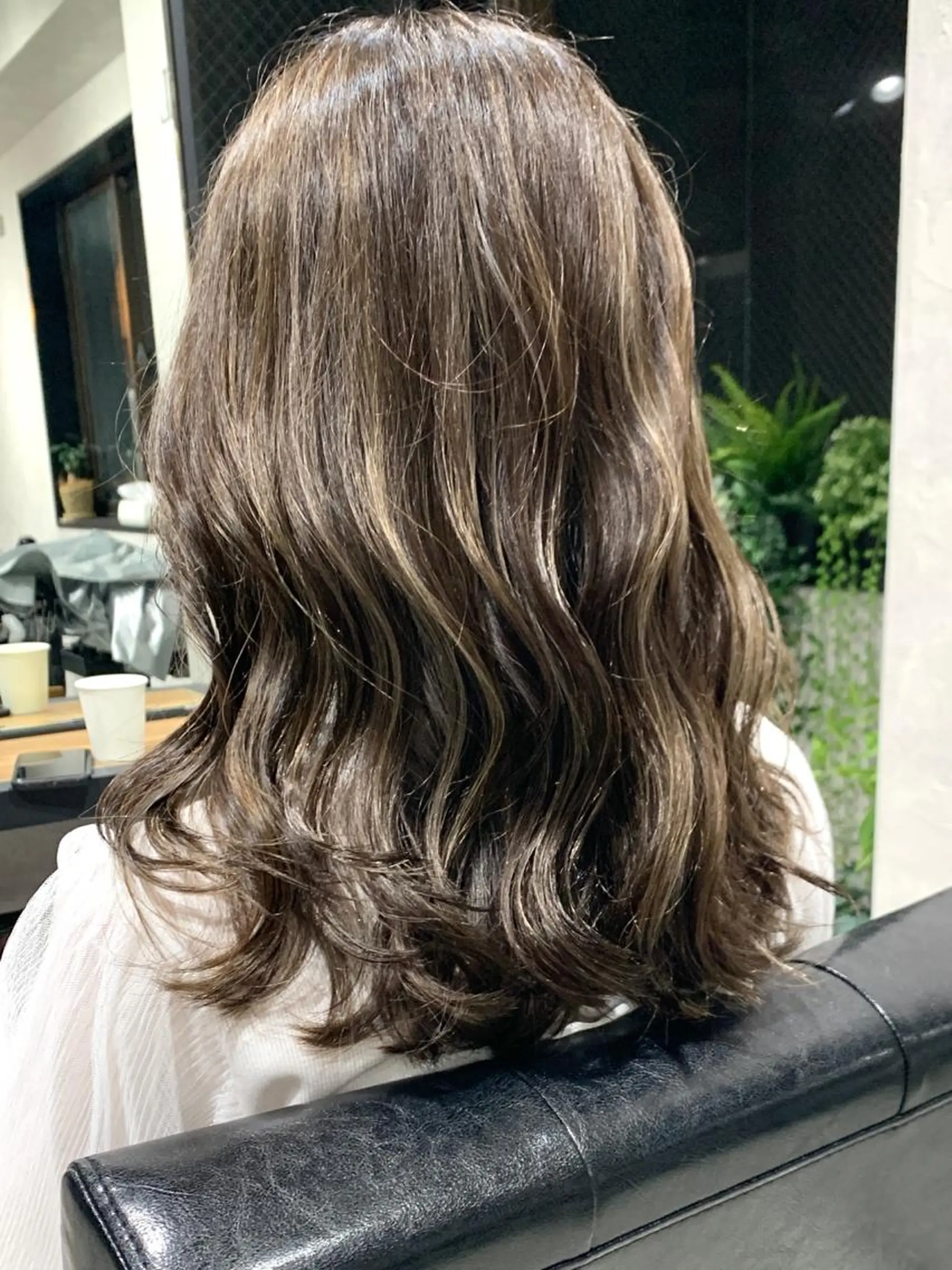 セミロング カラー ハイライトカラー 韓国風カラー ハイライト ヨシンモリ 韓国風ヘア カット ヘアカラー トリートメント 岡崎勇人/レイヤー/ 韓国/ケラチンTRのヘアスタイル