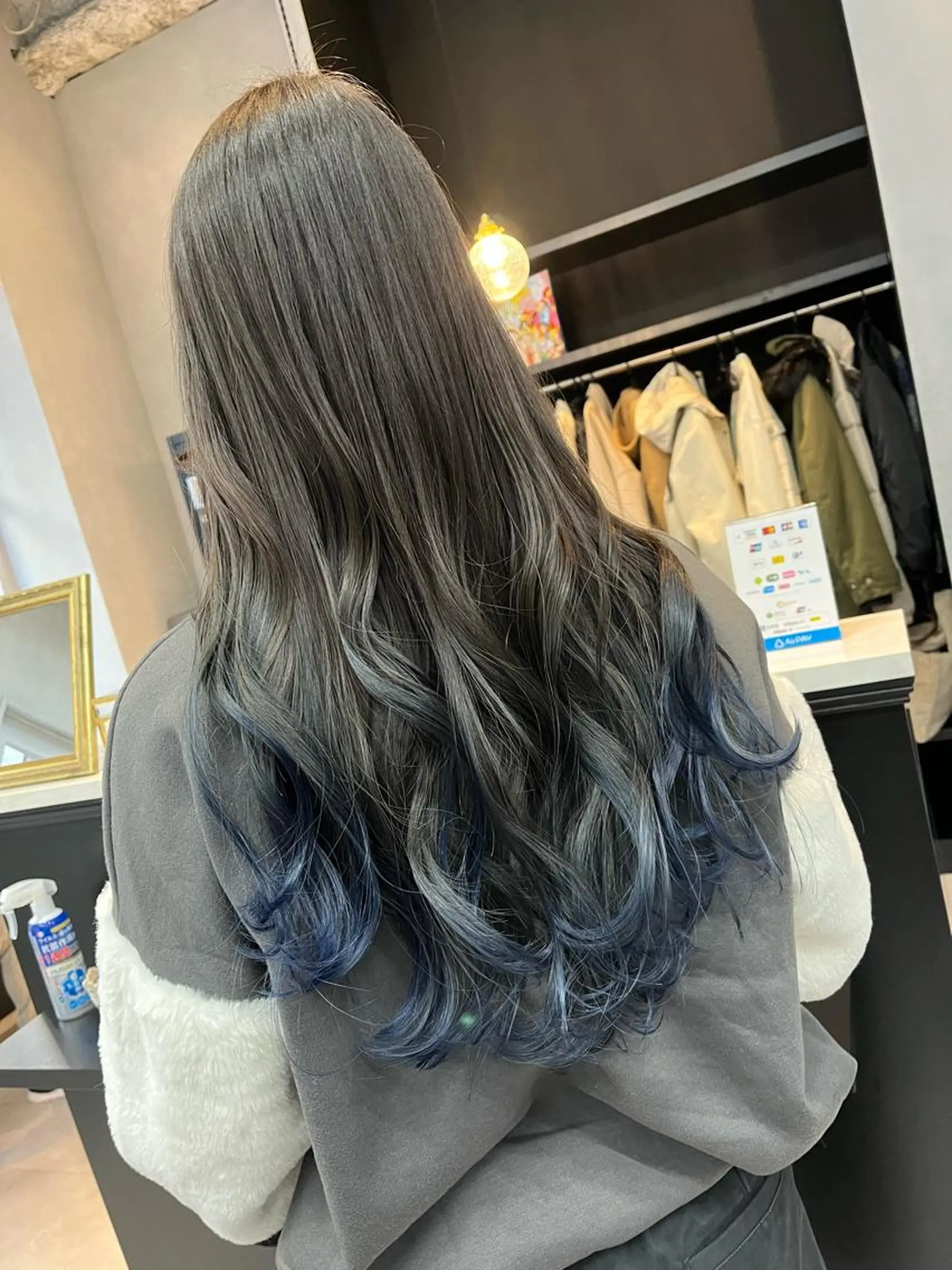 セミロング カラー ブルーカラー カット ヘアカラー 🎀♥️推しカラー tomoka💜🍭のヘアスタイル