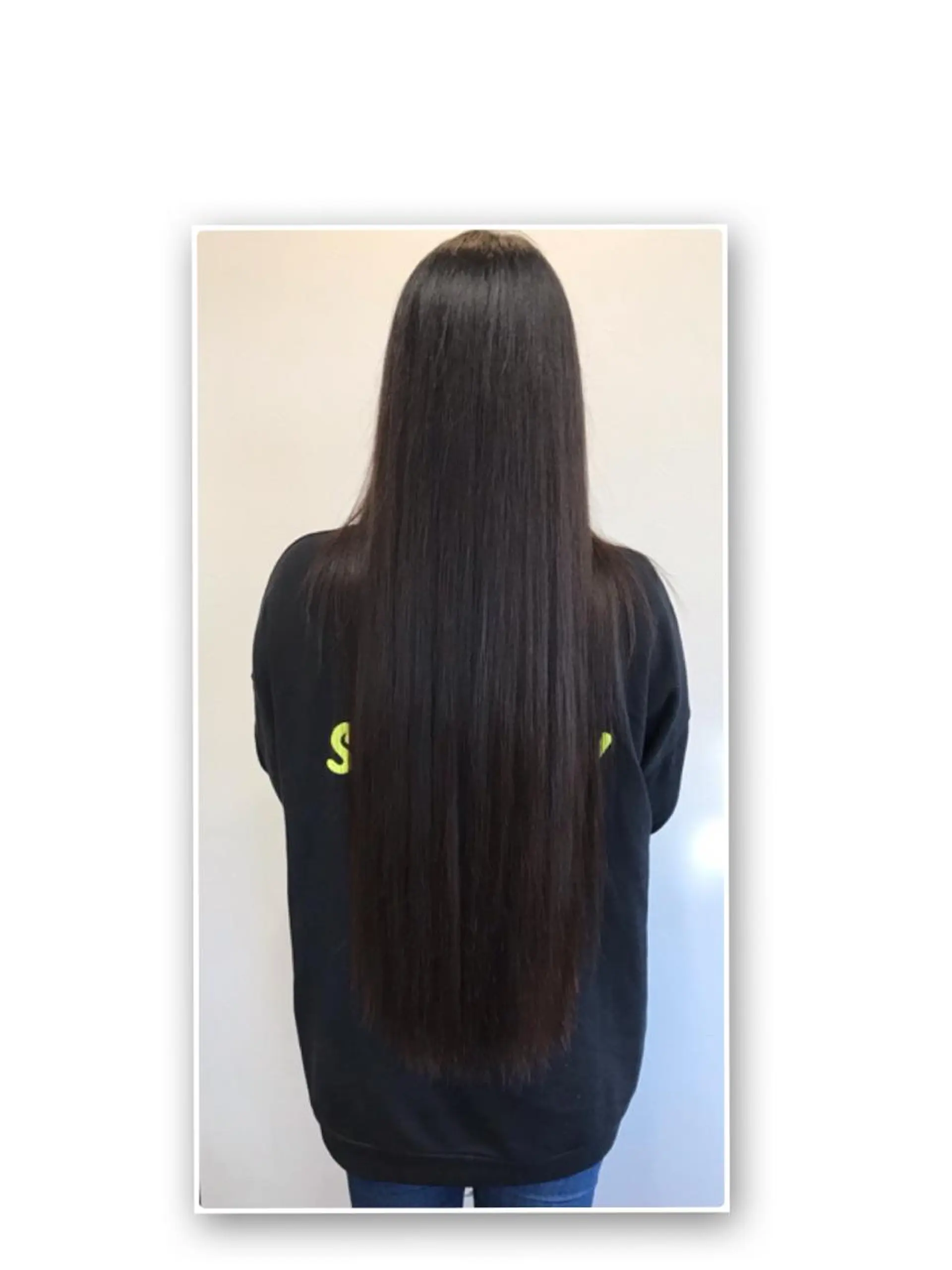 ロング 小林 由里香のヘアスタイル