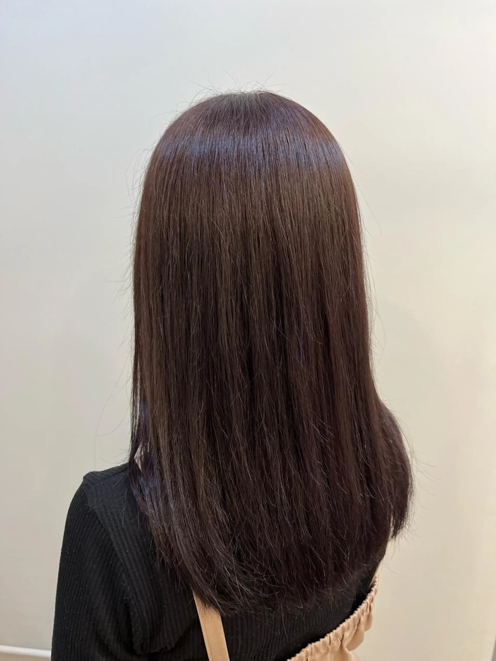 カラー 伊藤 由妃乃のヘアスタイル