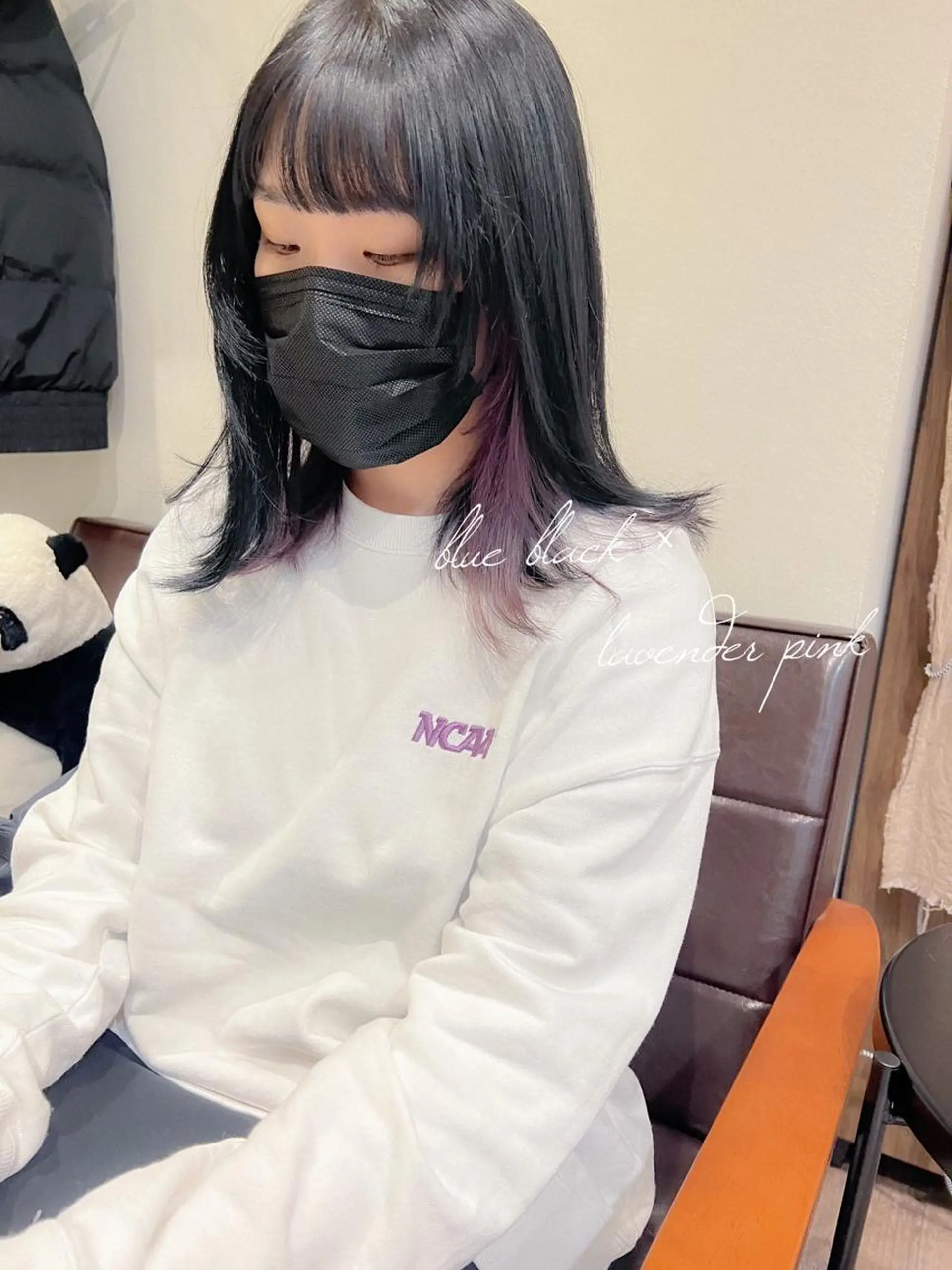 ミディアム カラー 黒髪 ブルーカラー ブルーブラック パープルカラー ヘアカラー カラーパティシエ facce🌼ikoのヘアスタイル