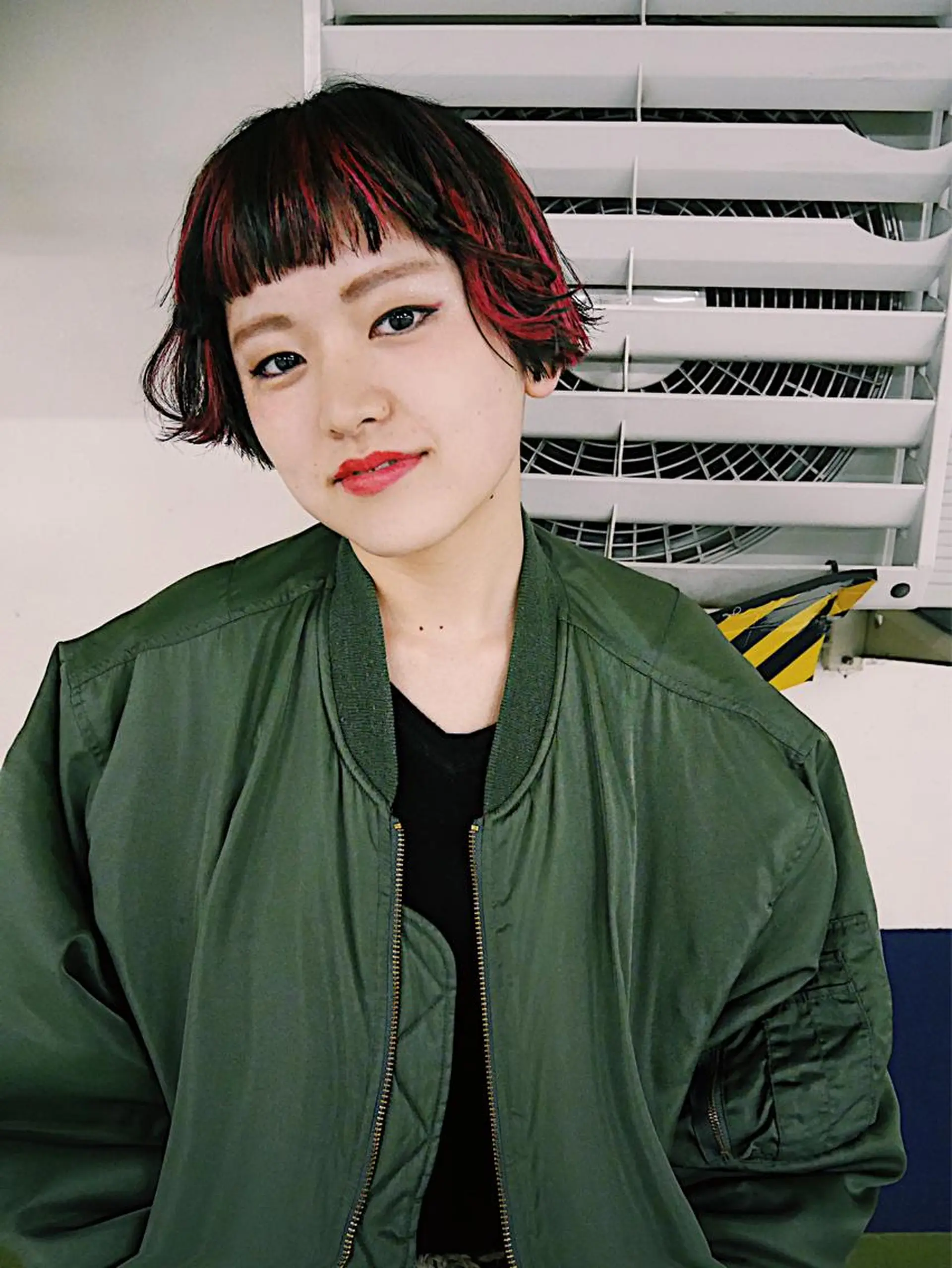 ショート カラー レイヤーカット/ パーマ/鎌田実奈歩のヘアスタイル