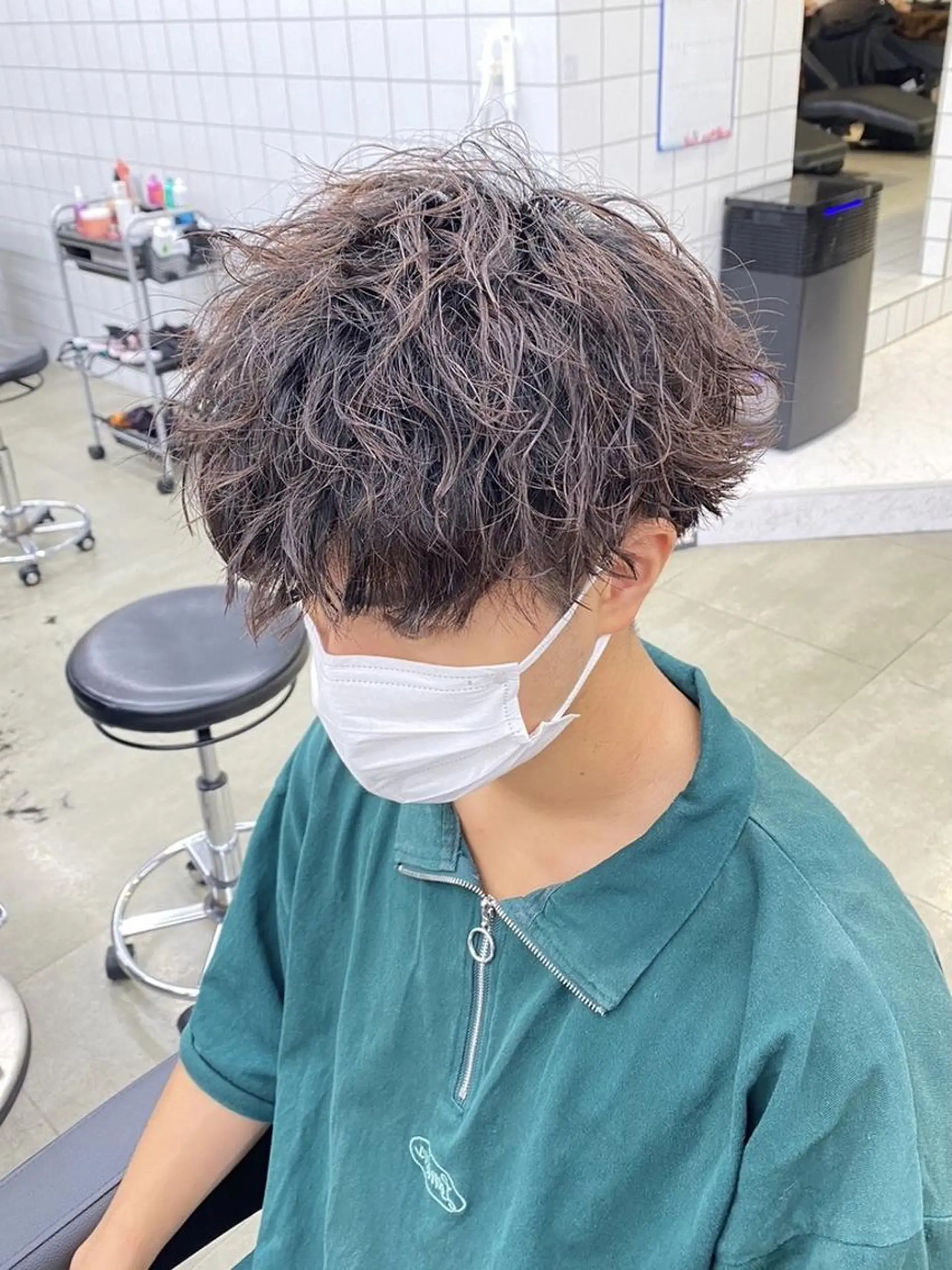 カラー *メンズ専門アカデミ ー🔥BLUCK🏁のヘアスタイル