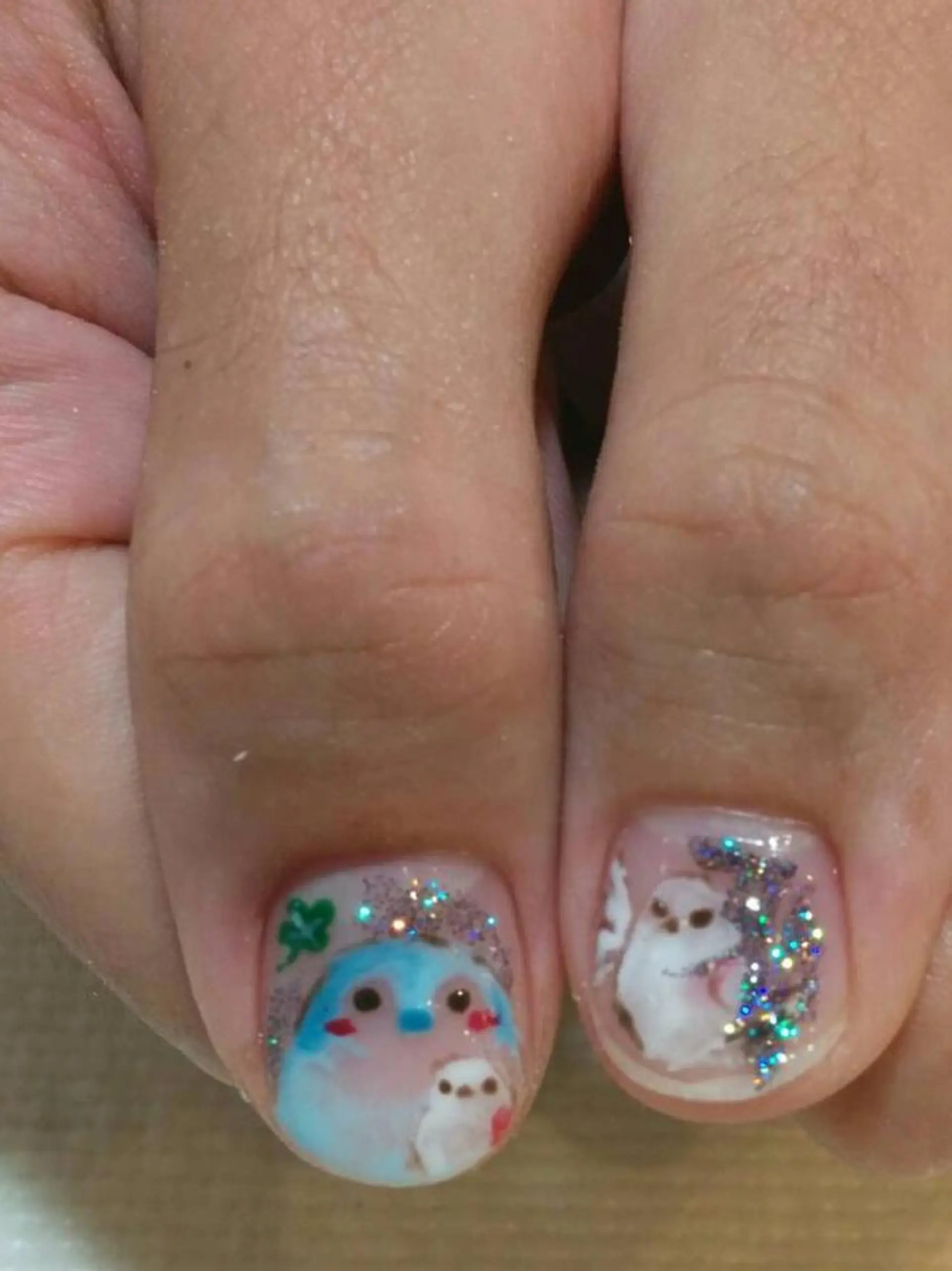 ネイル アートネイル エステとネイル ローズコンフォートのネイルデザイン