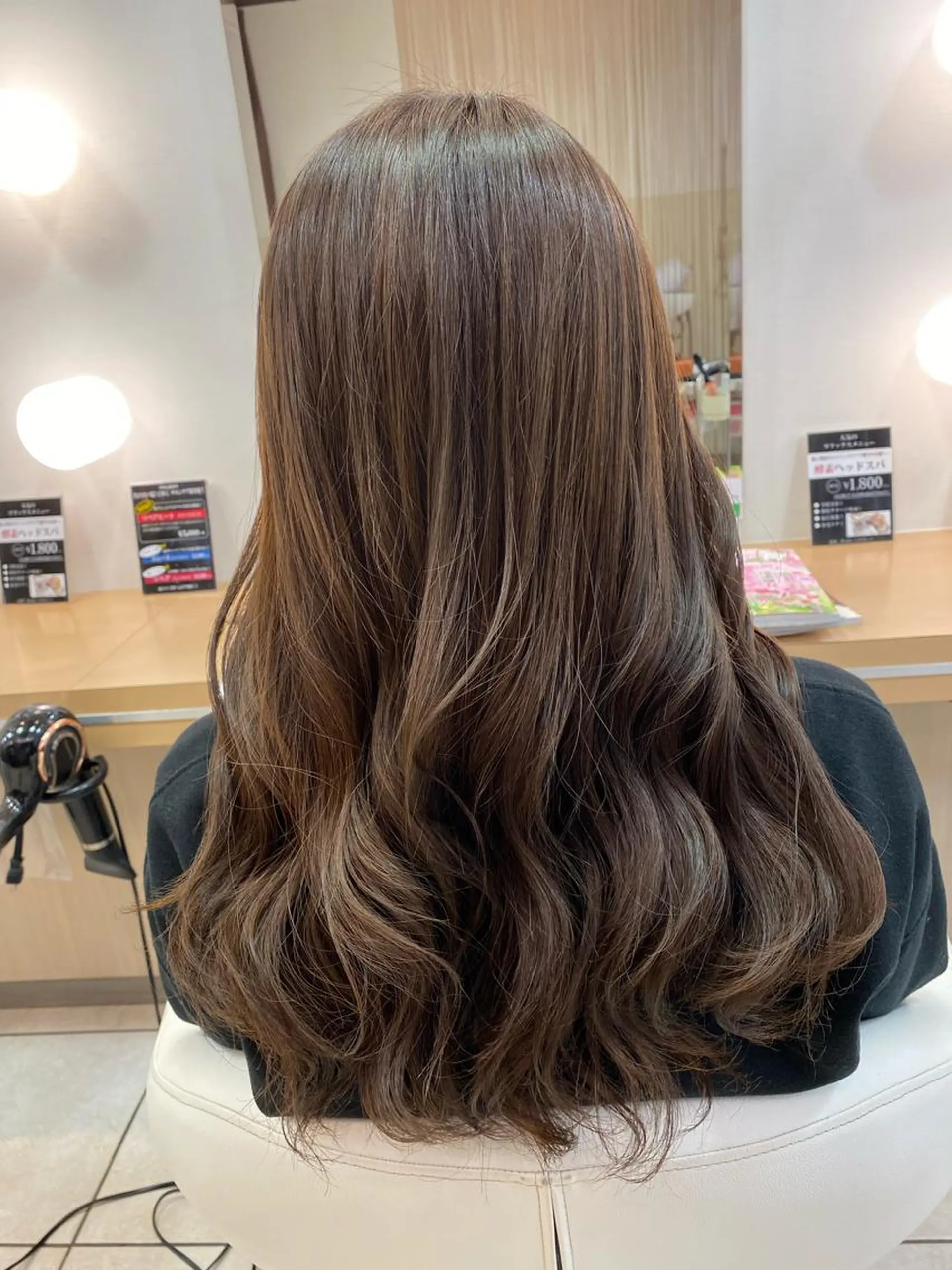 ロング 🌟ROUGE 🧸おびつななみのヘアスタイル