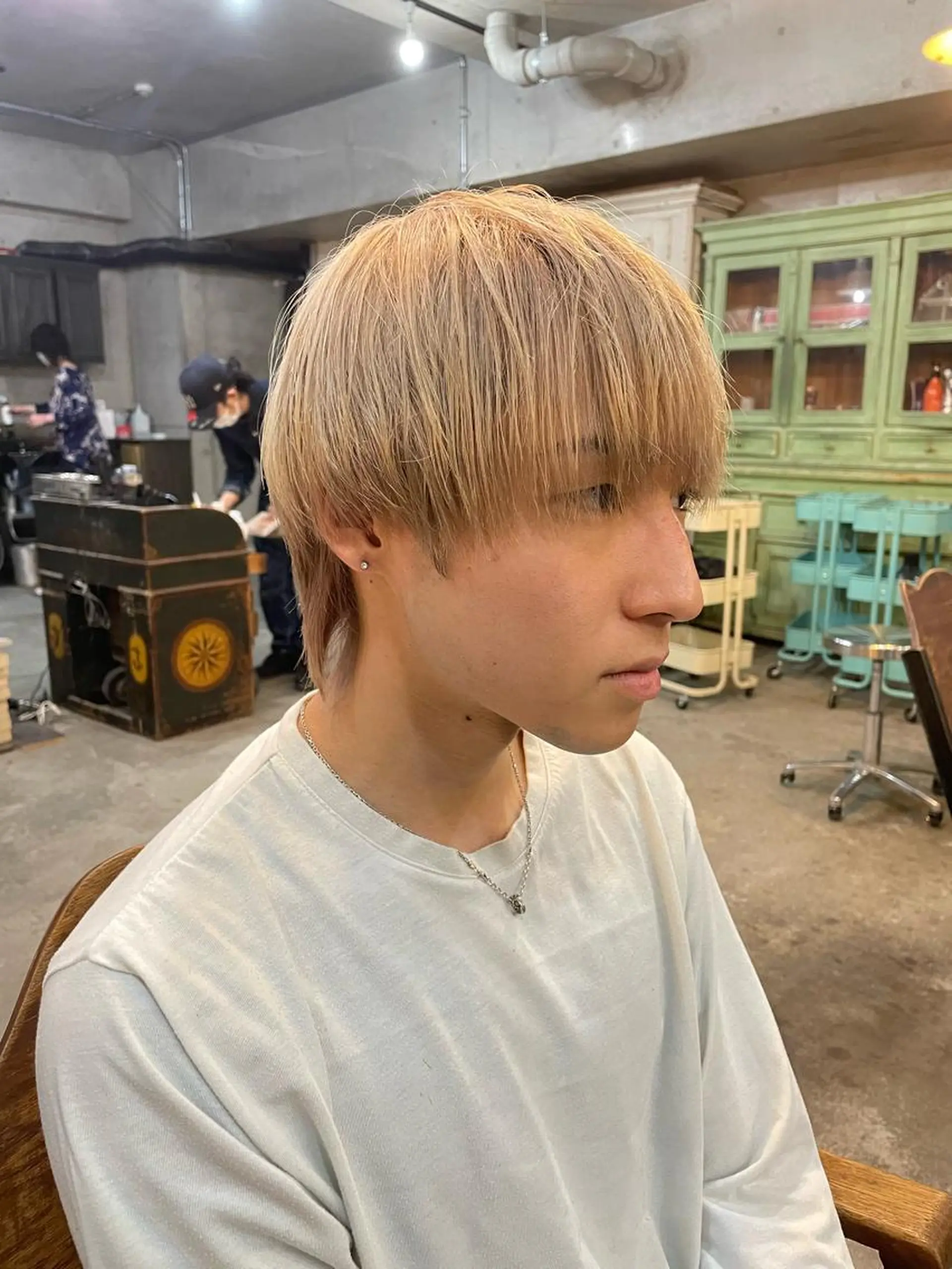 ショート カラー メンズ ショートボブ メンズバレイヤージュ メンズブリーチ ダウンパーマ メンズハイライト カット ヘアカラー トリートメント 南堀江メンズ ▫️SOSHI▫️のヘアスタイル