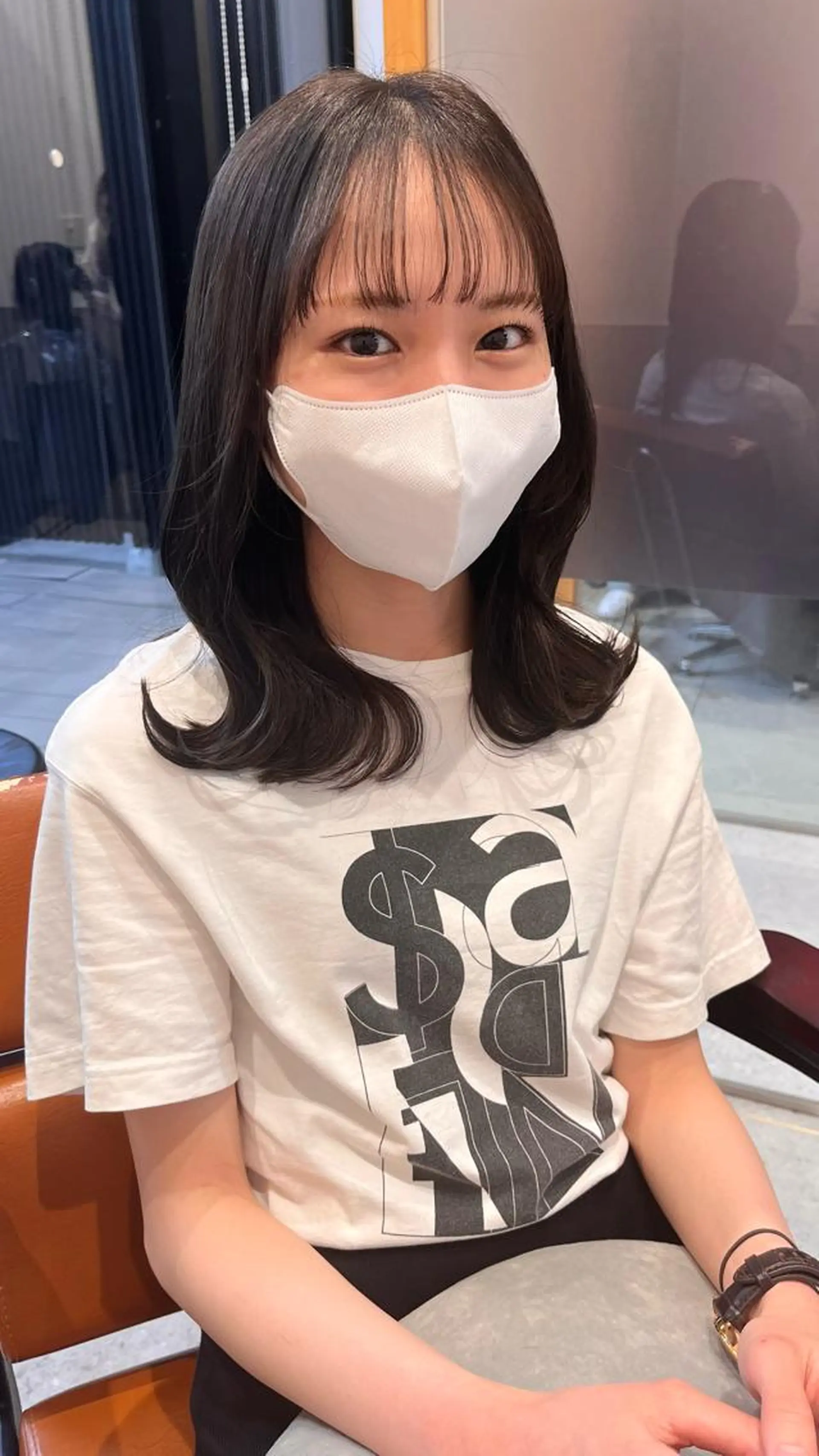 セミロング カラー 大人girly🛋️ 🤍yukakoのヘアスタイル