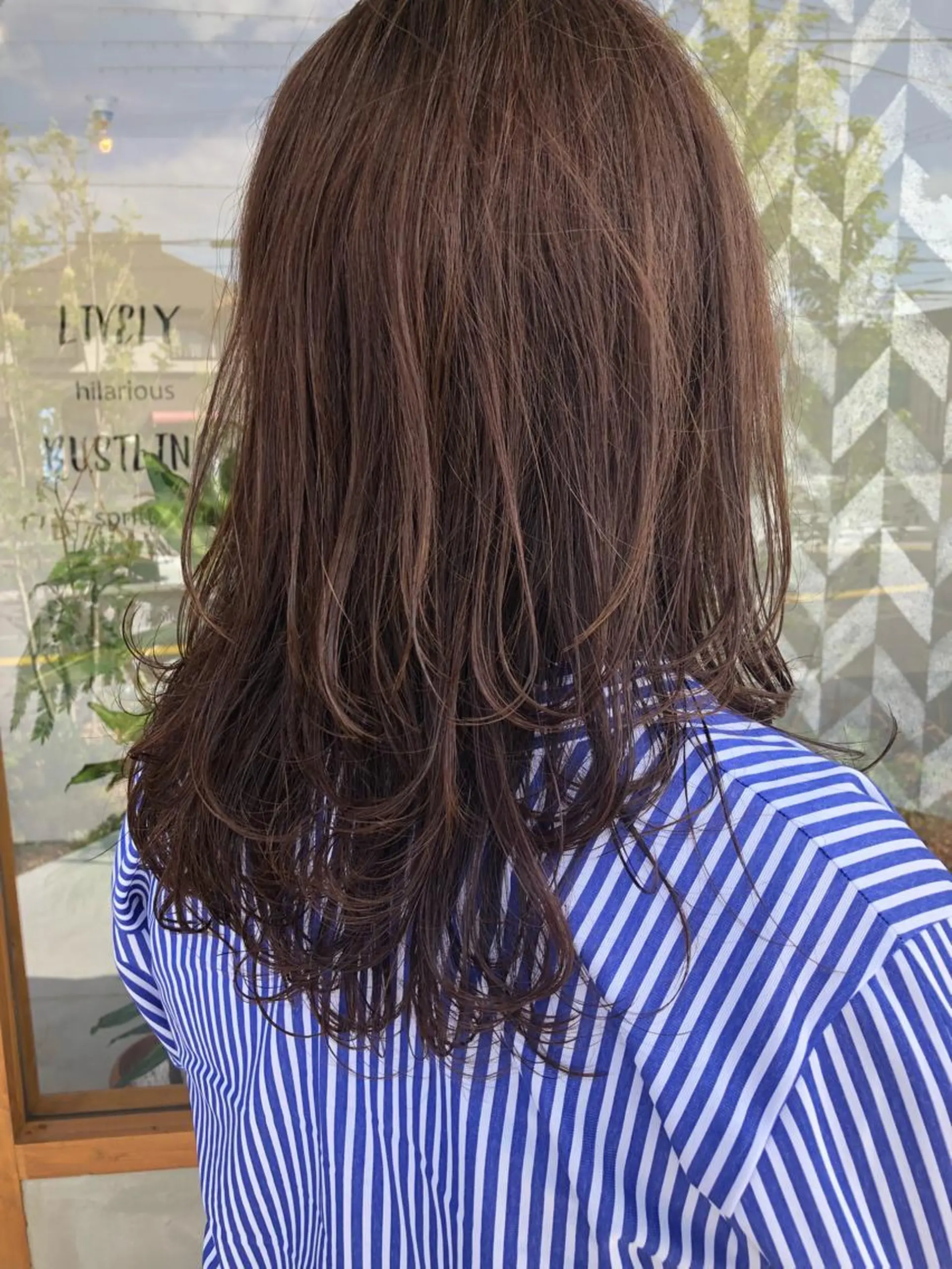 カラー mu ku.のヘアスタイル