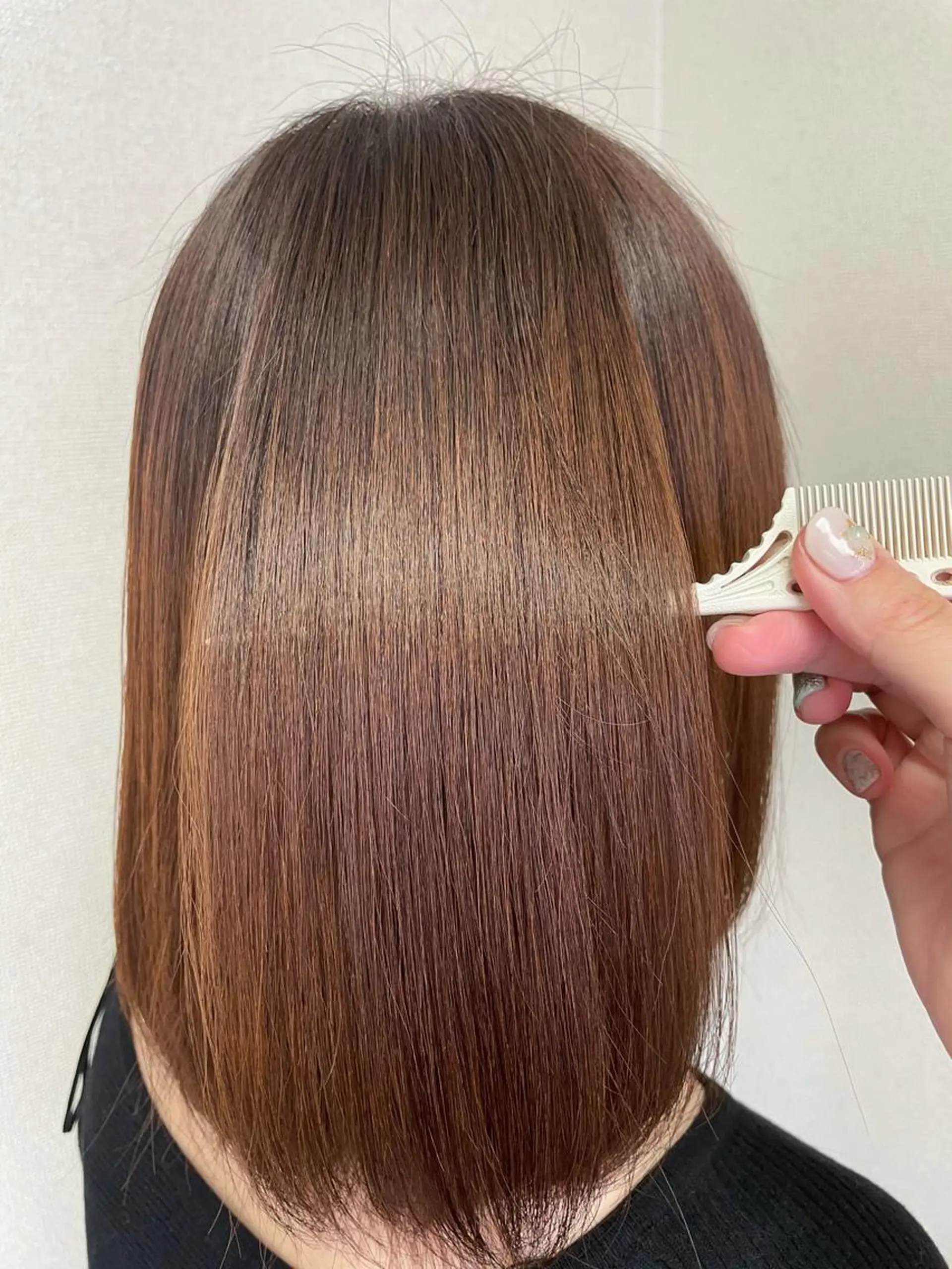 ミディアム ボブ 縮毛矯正 髪質改善お任せ ください♪ひとみのヘアスタイル