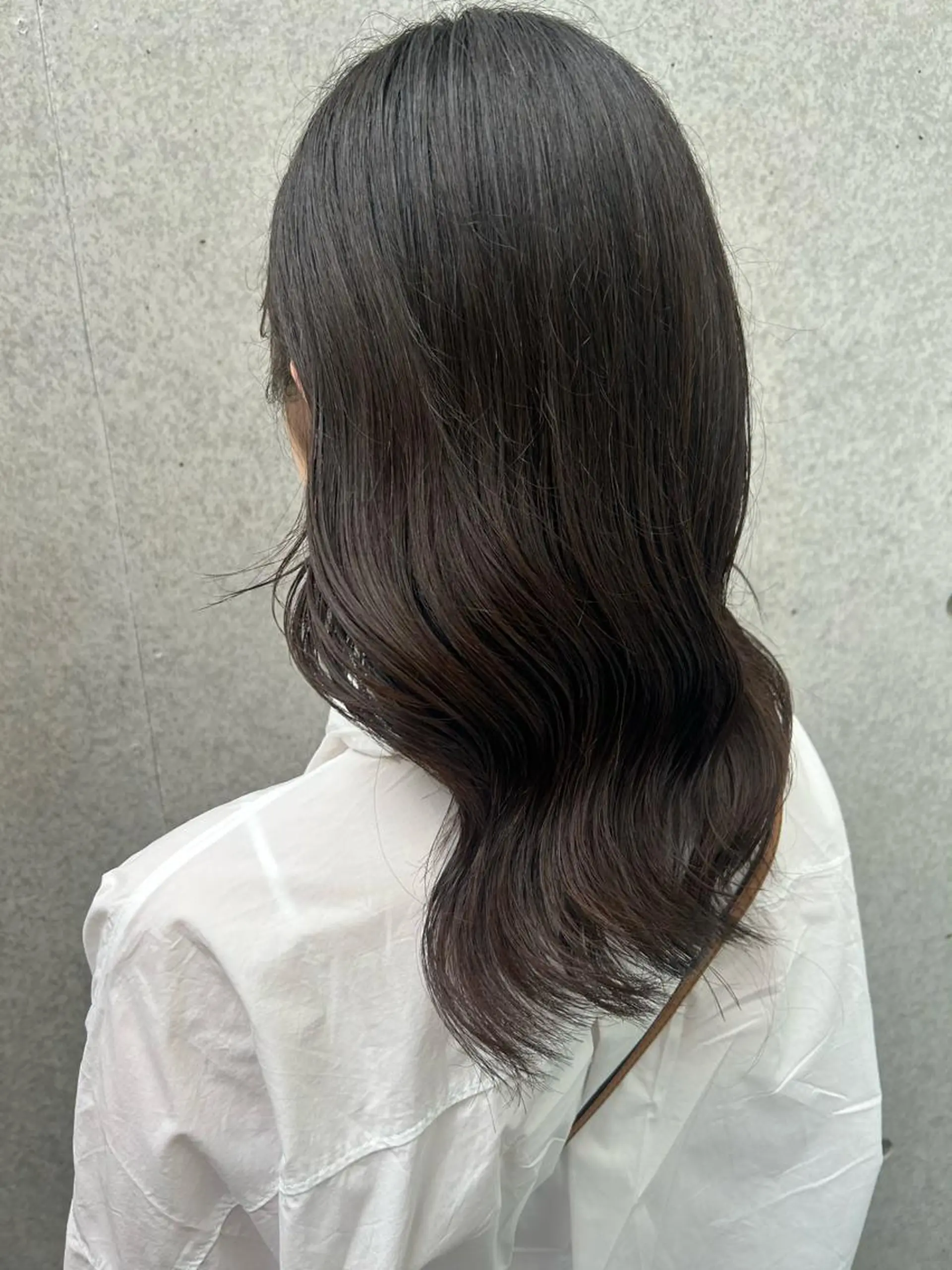 ミディアム 韓国風ヘア レイヤーカット 阪口 依美奈のヘアスタイル