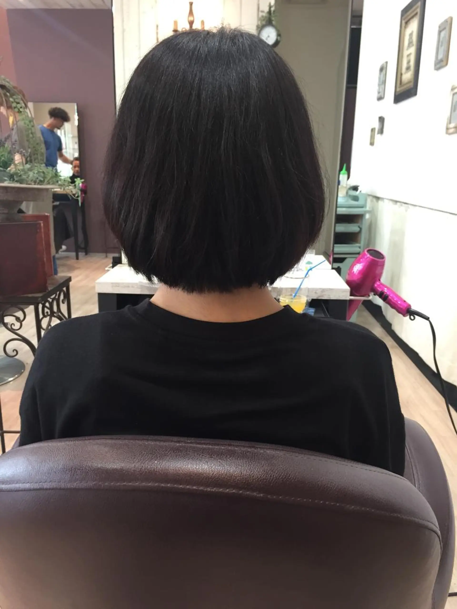 ミディアム カラー ブルーカラー ブルージュ ボブ 菅井 敏樹のヘアスタイル