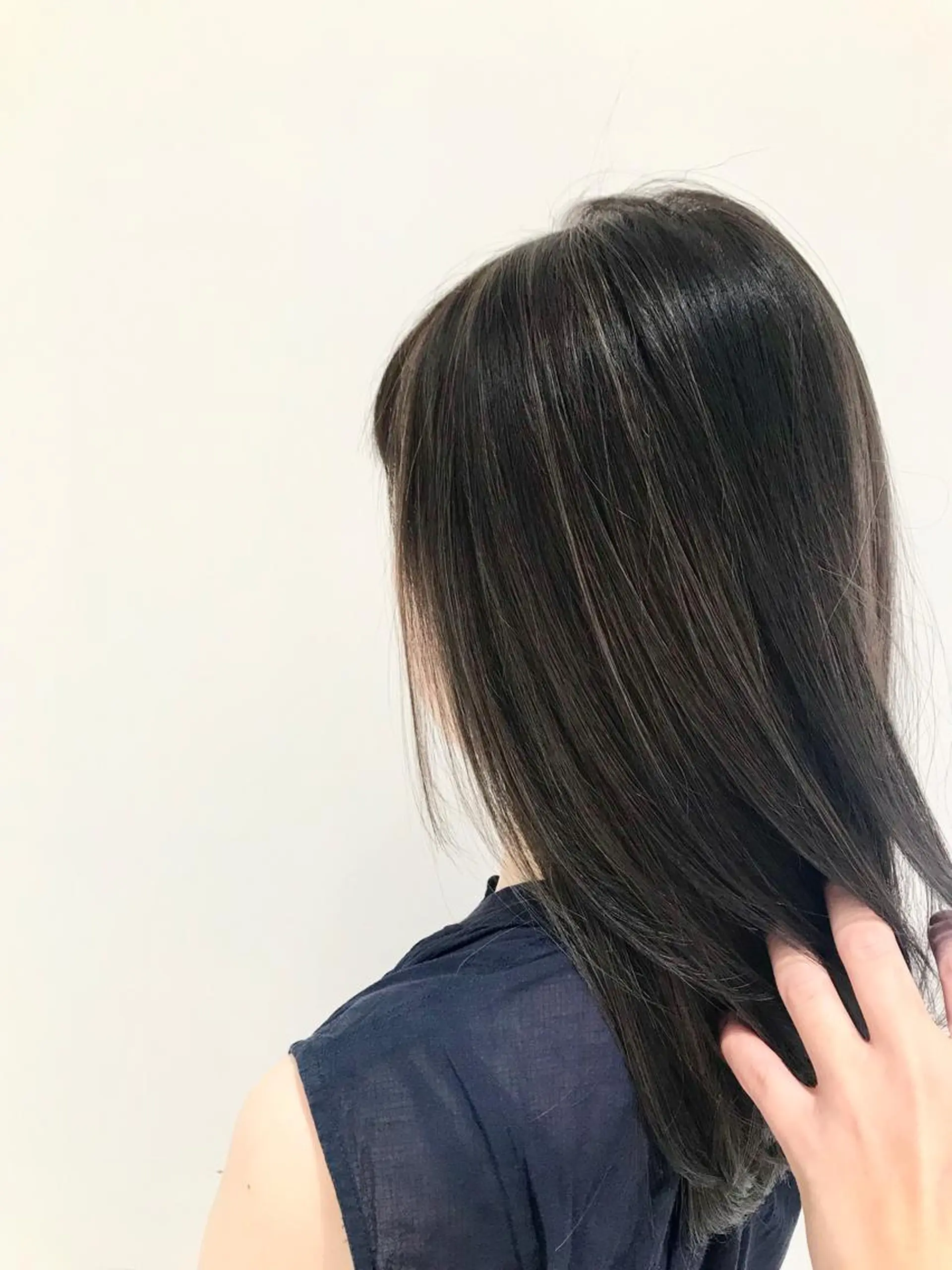 ミディアム ハイライト ヘアカラー 加藤 憂のヘアスタイル