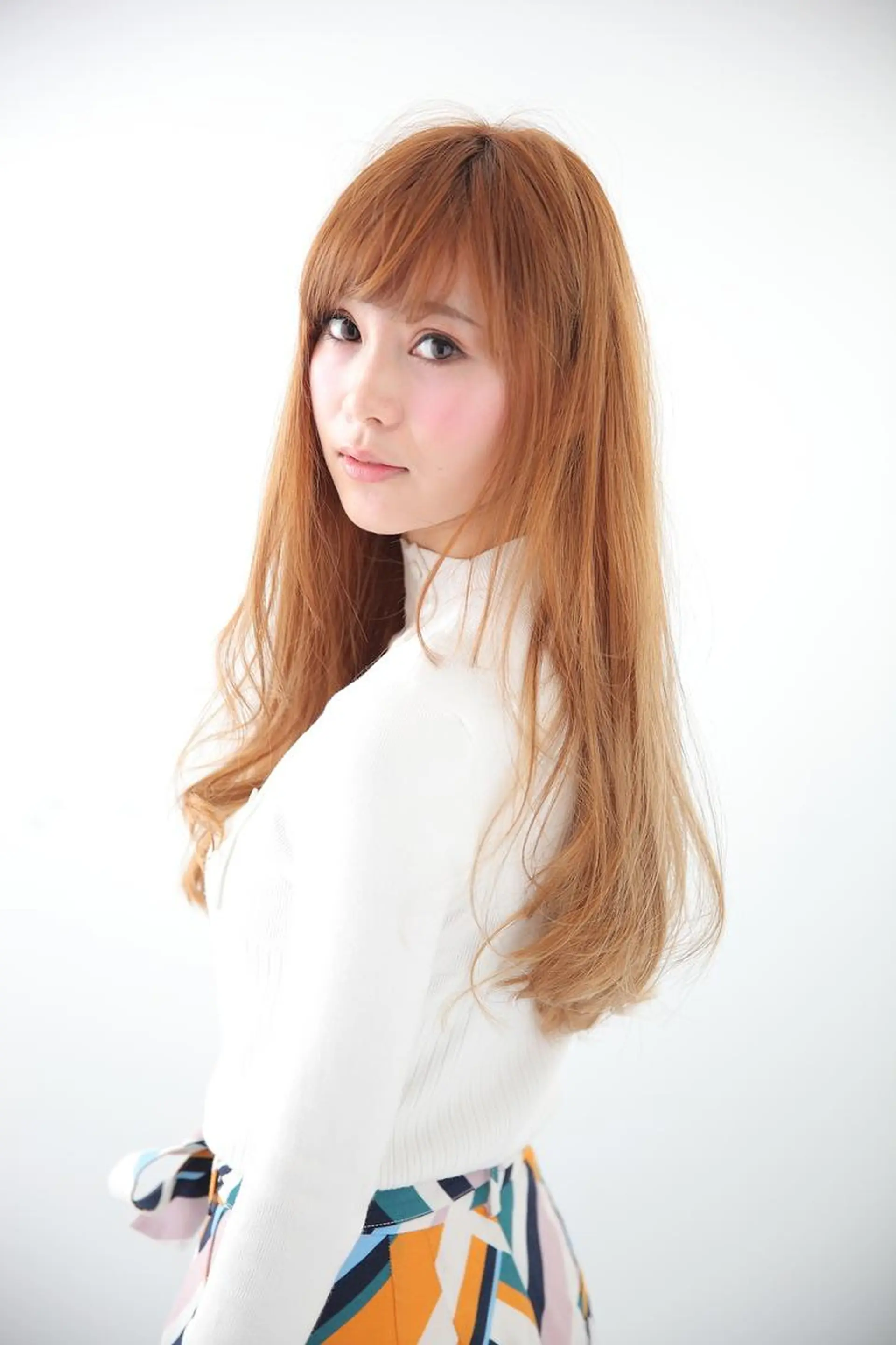 セミロング カラー パーマ ヘアアレンジ チビ編み込みエクステ シールEXどぅ〜すのヘアスタイル