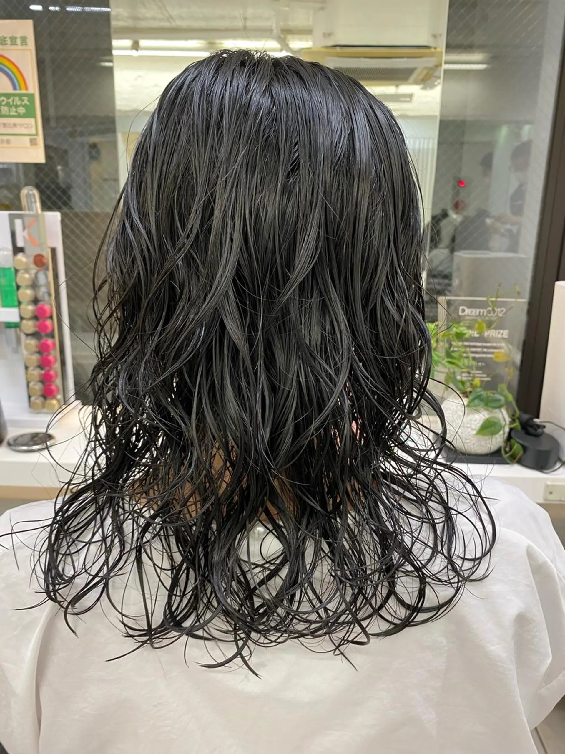 ミディアム パーマ 星野 菜月のヘアスタイル