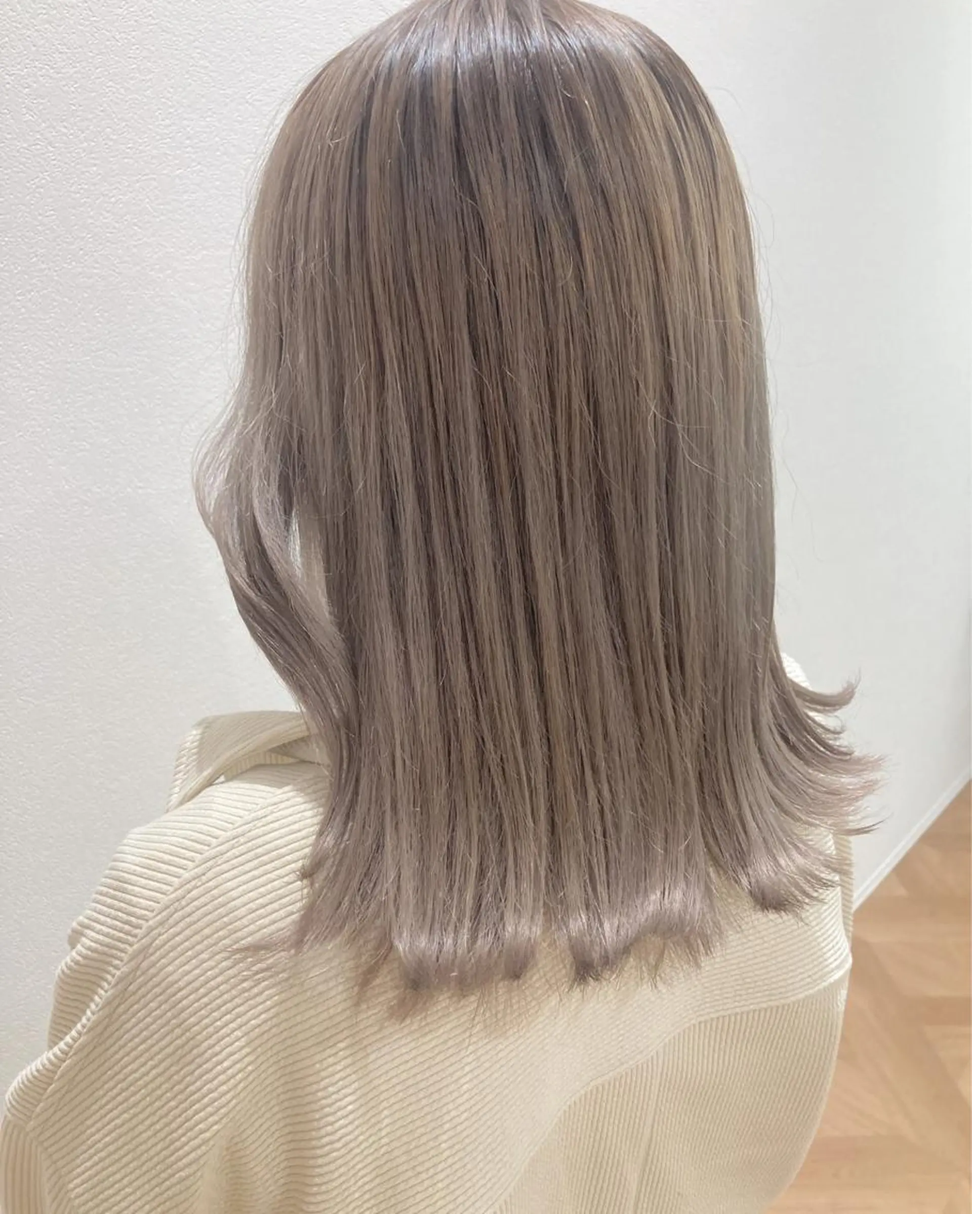 ミディアム カラー ヘアカラー トリートメント 店長 ✂️ムラカミ キラリのヘアスタイル