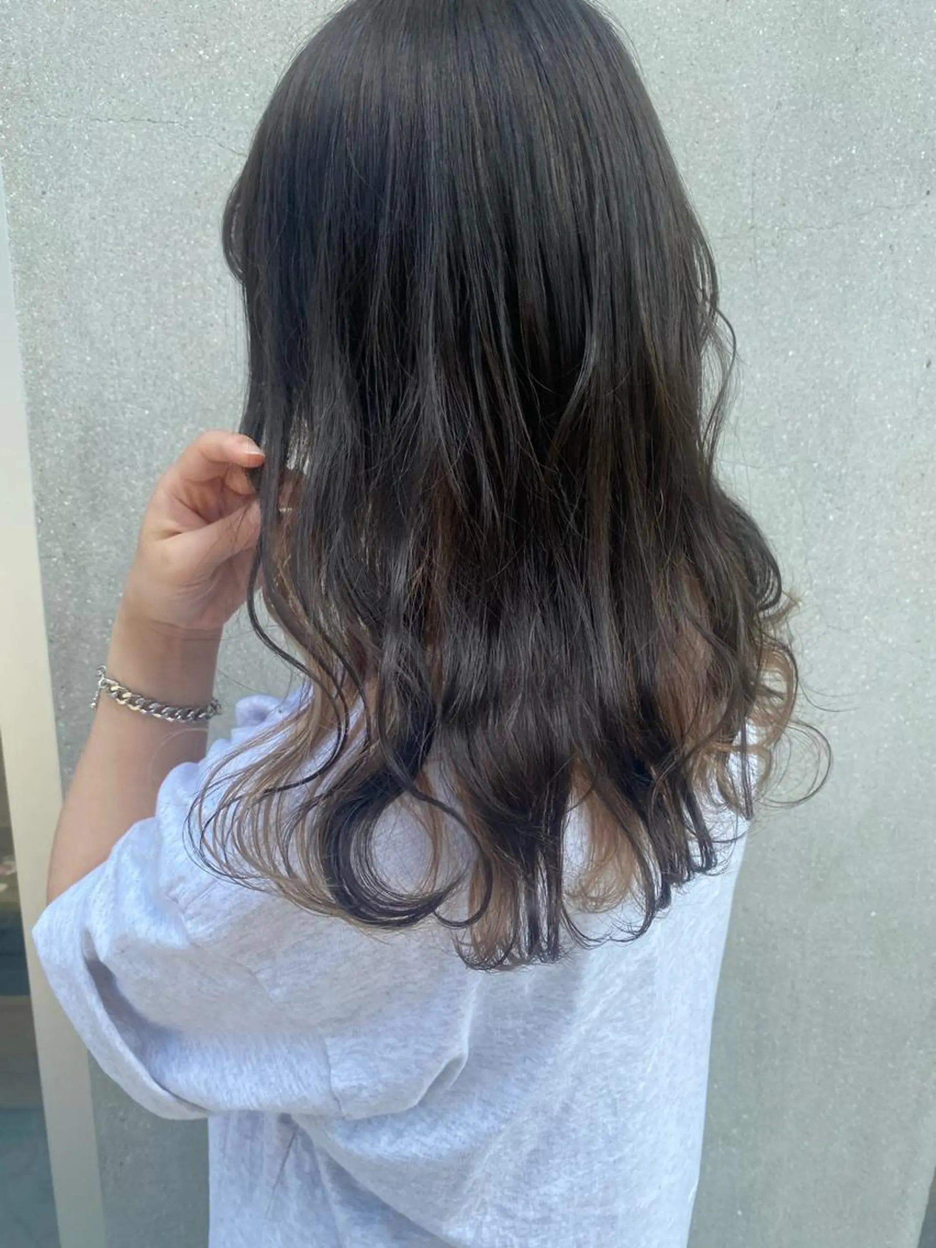 カラー ヘアカラー AYANE 韓国ヘア /レイヤーカットのヘアスタイル