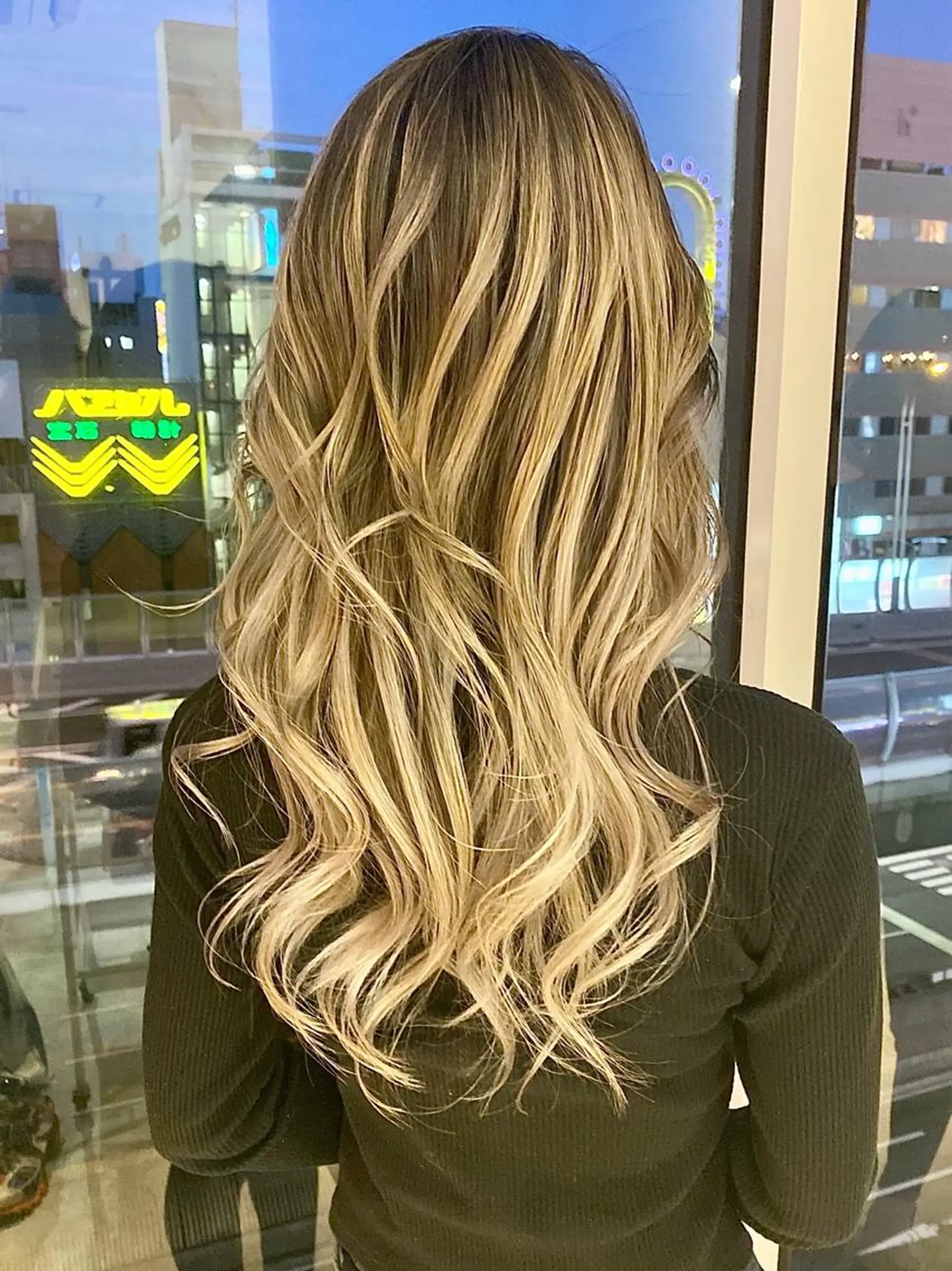 ロング カラー welring hair salonのヘアスタイル