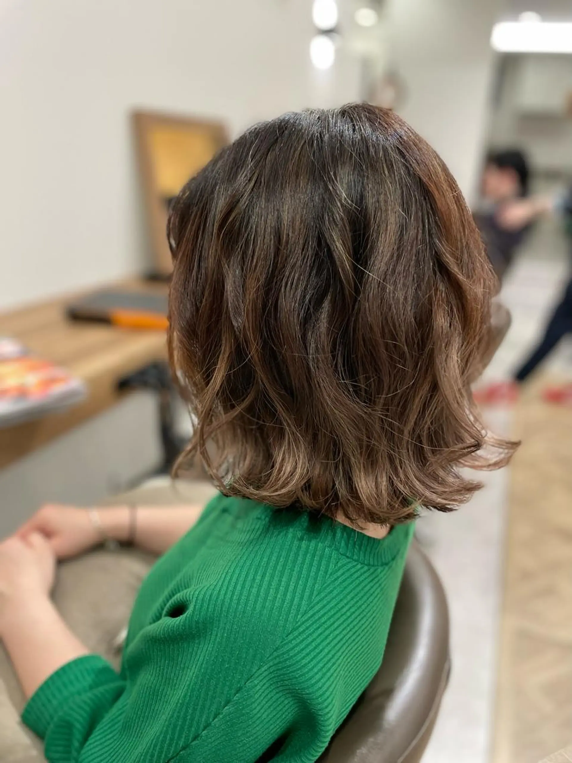 ミディアム カラー no4ナチュラル戸祭所属・山越 美裕樹のヘアスタイル