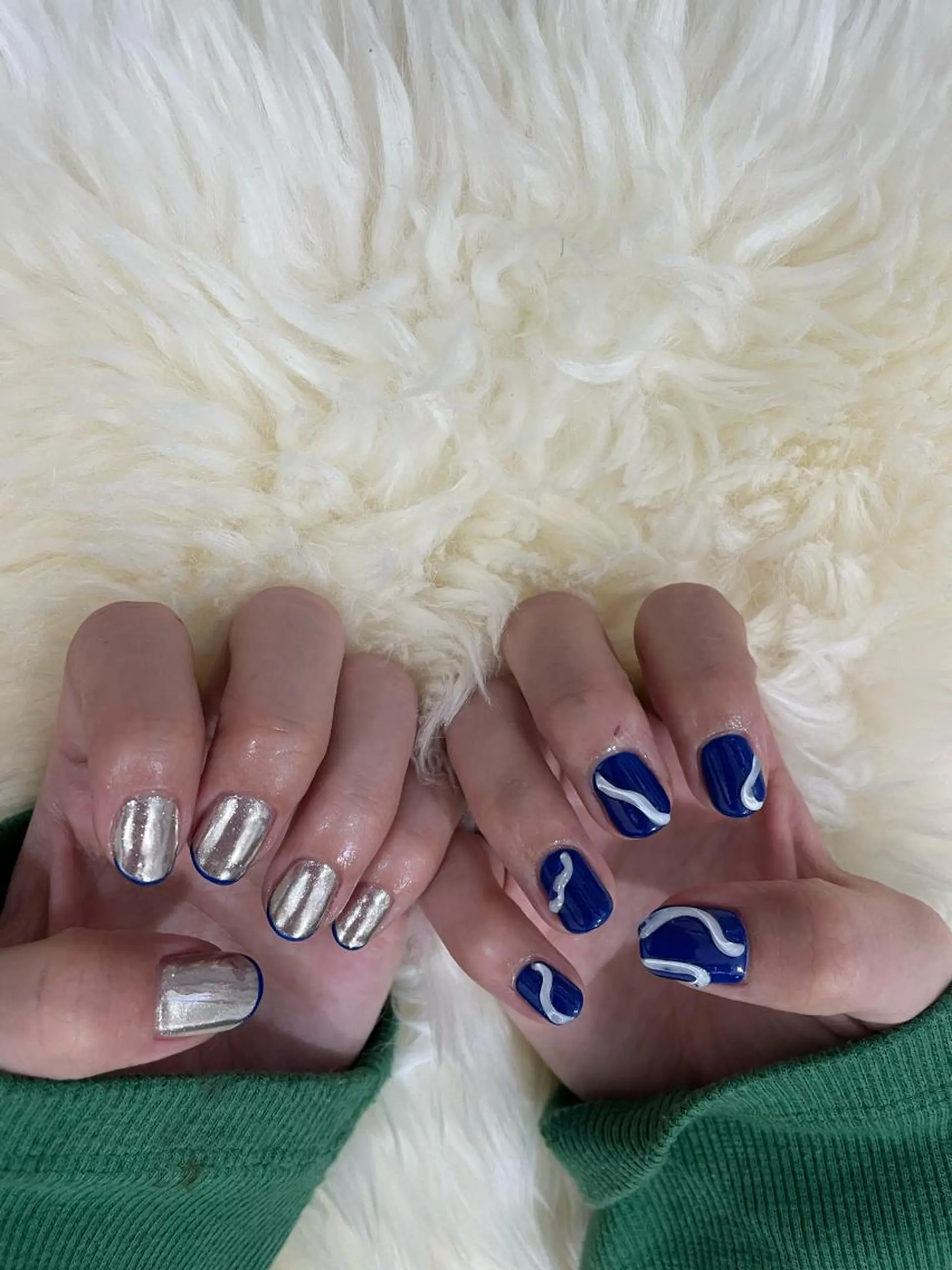 ネイル ミラーネイル SOL NAILのネイルデザイン