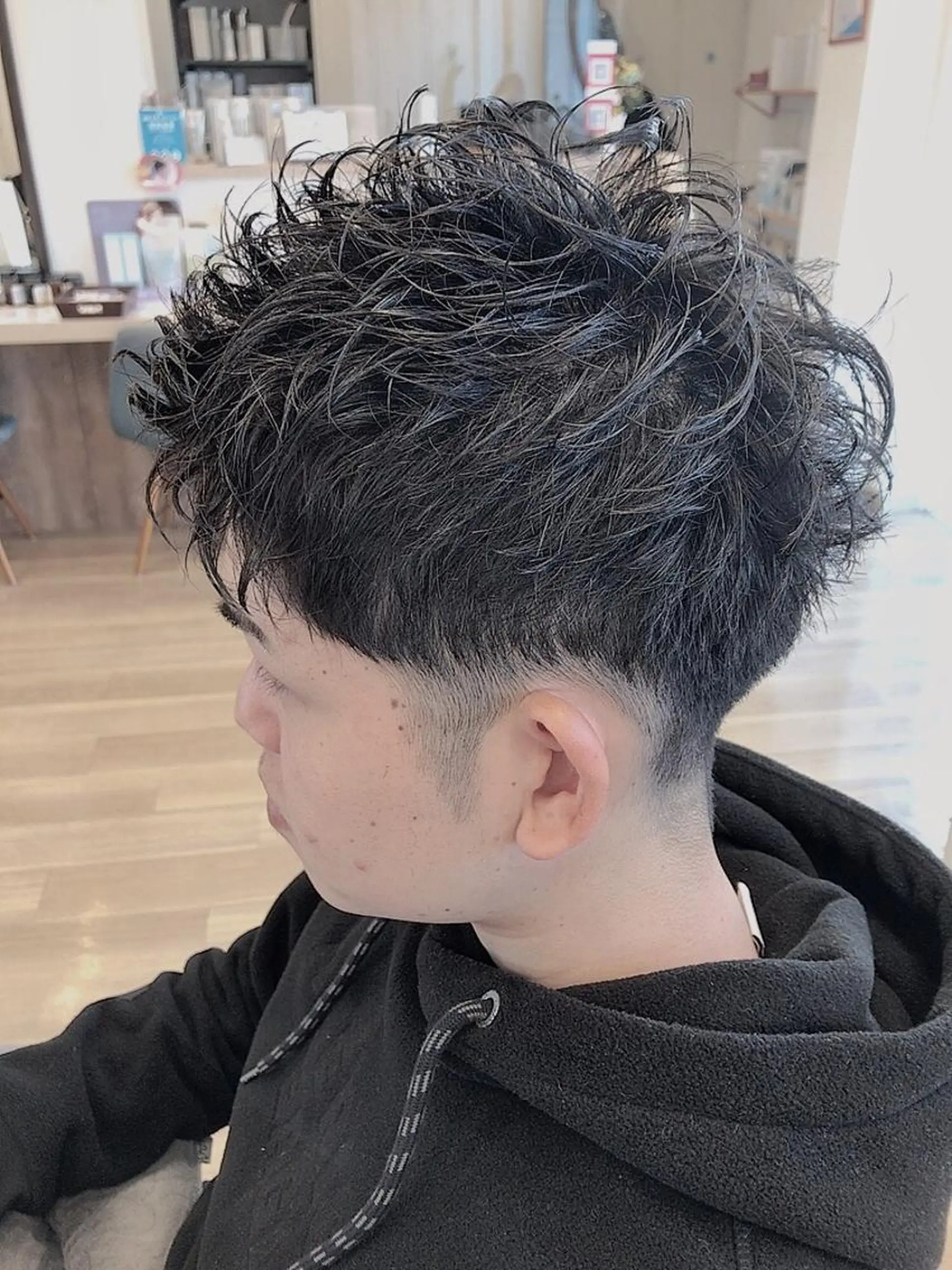 ショート メンズパーマ波巻き 🌳大森悠登🌳のヘアスタイル