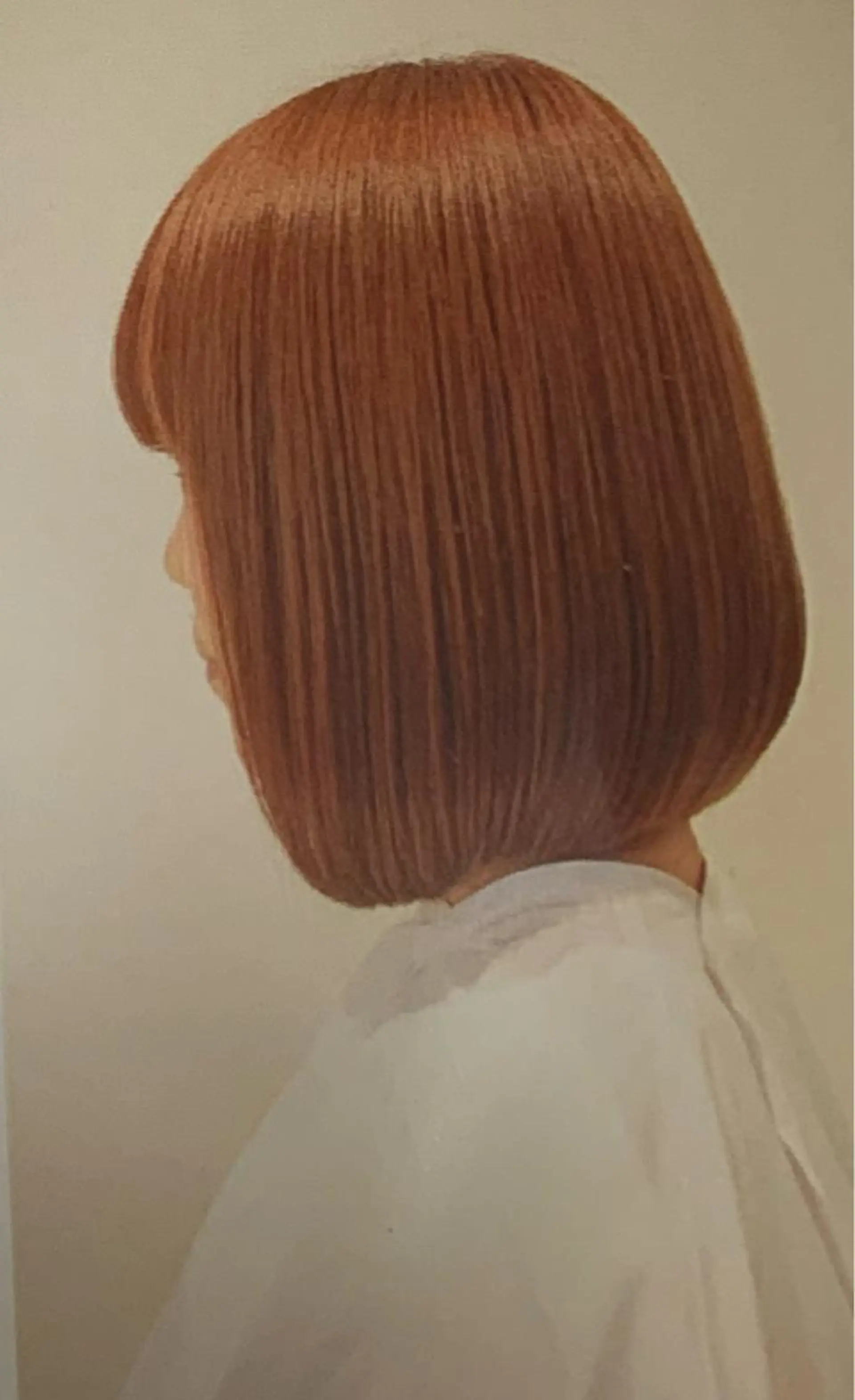 ショート ボブ 小潟 千尋のヘアスタイル