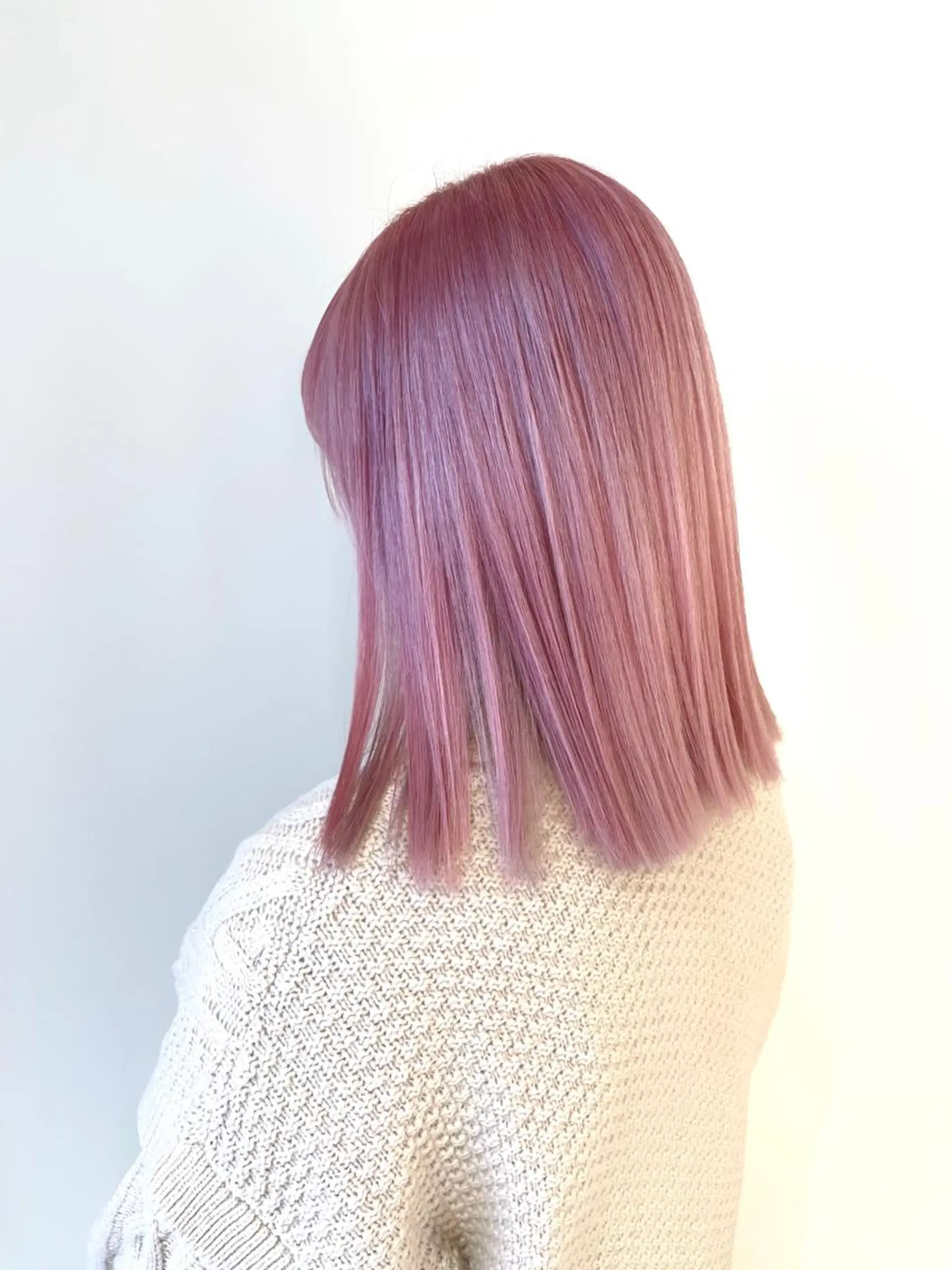 ミディアム カラー ブリーチ ハイトーンカラー ピンクカラー 美髪カラー✨本間 貴広のヘアスタイル