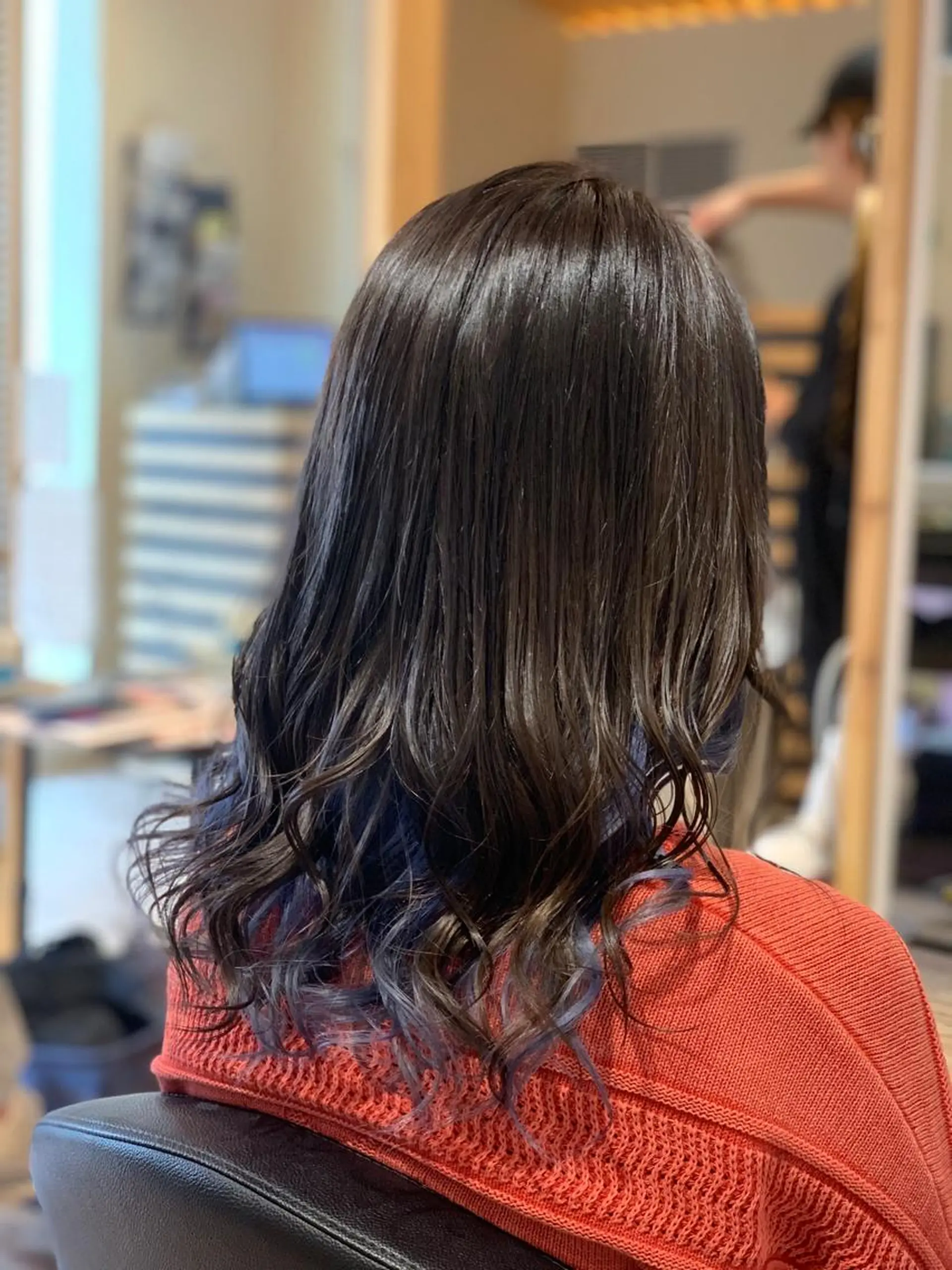 ロング カラー 関口 友行のヘアスタイル