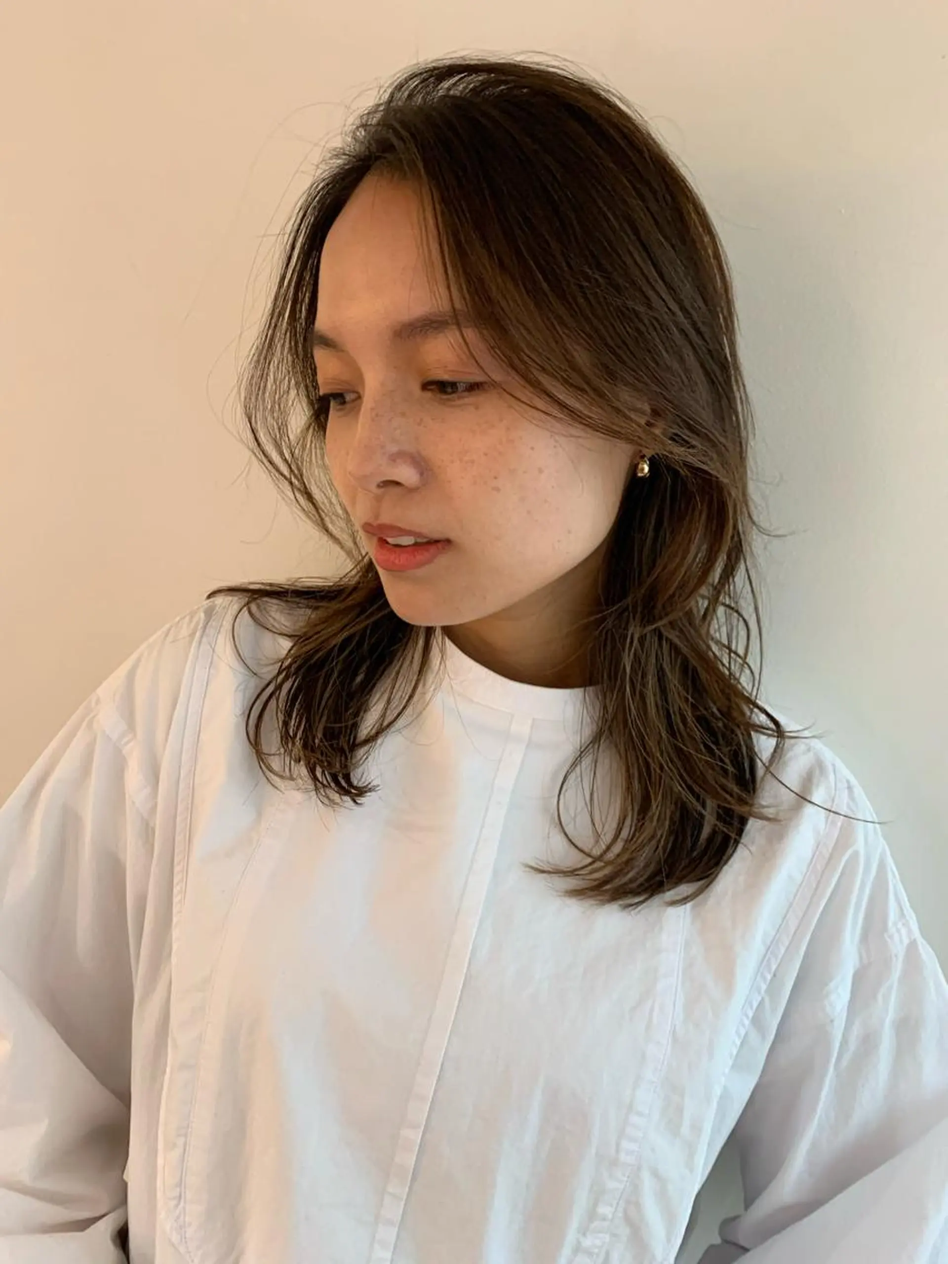 ミディアム カラー パーマ 安村 美奈のヘアスタイル