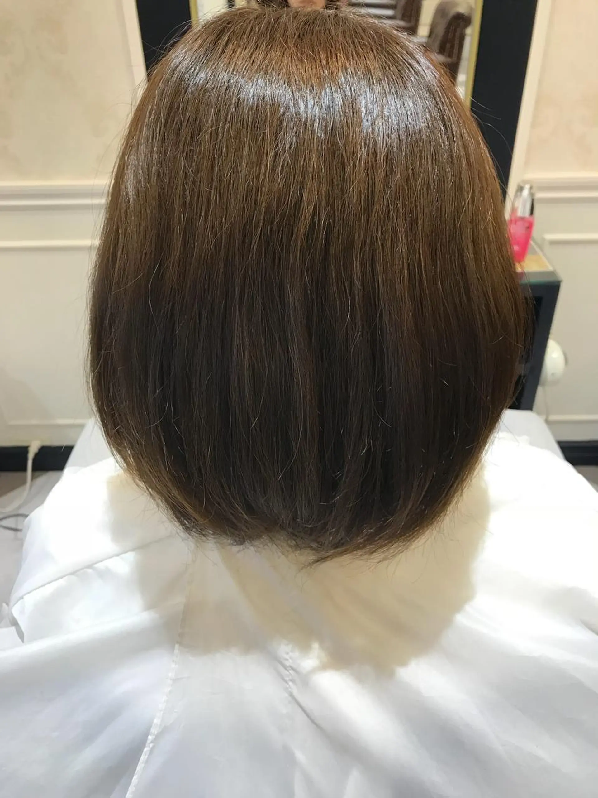 ショート カラー 粟田 めぐみのヘアスタイル