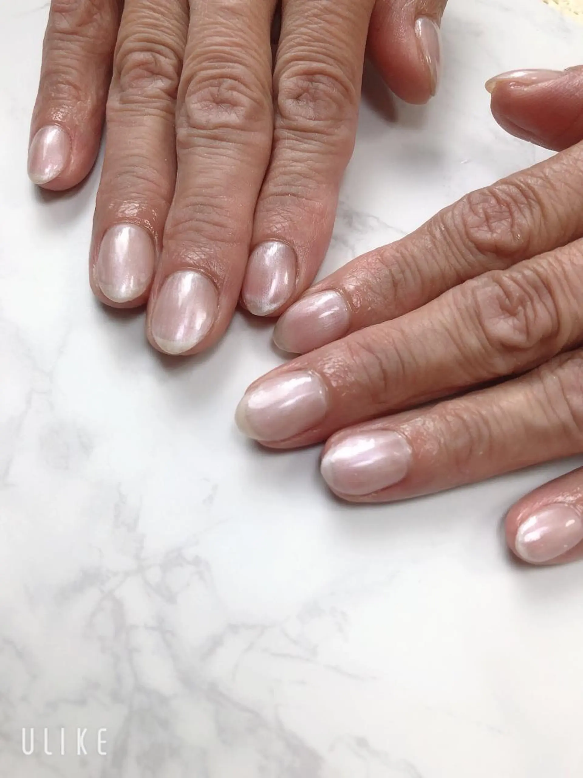 ネイル ホワイト Nailsalon Luanaのネイルデザイン