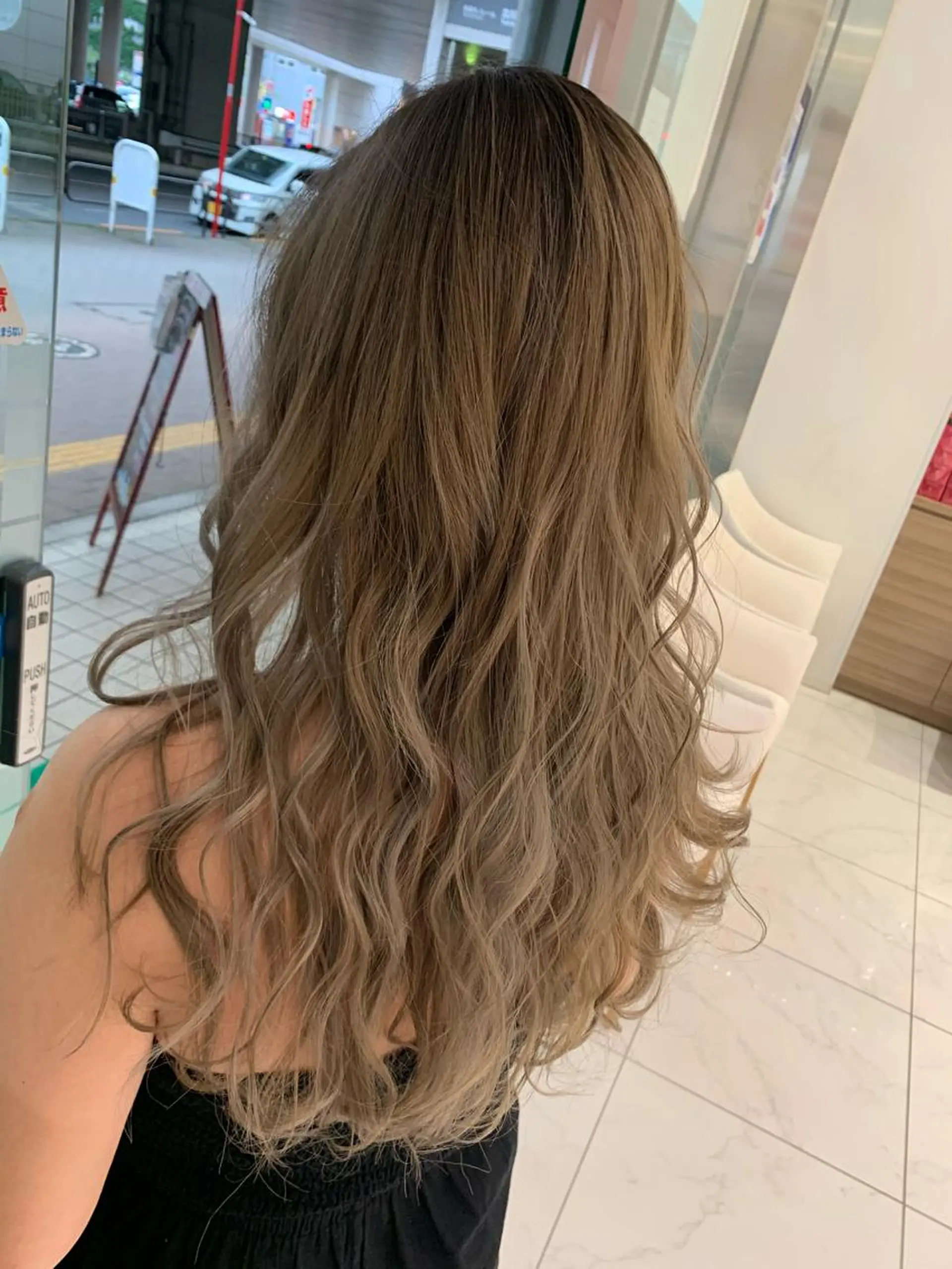 カラー ハイライトカラー ヘアカラー N° jillva ♦️川端裕司♦️のヘアスタイル