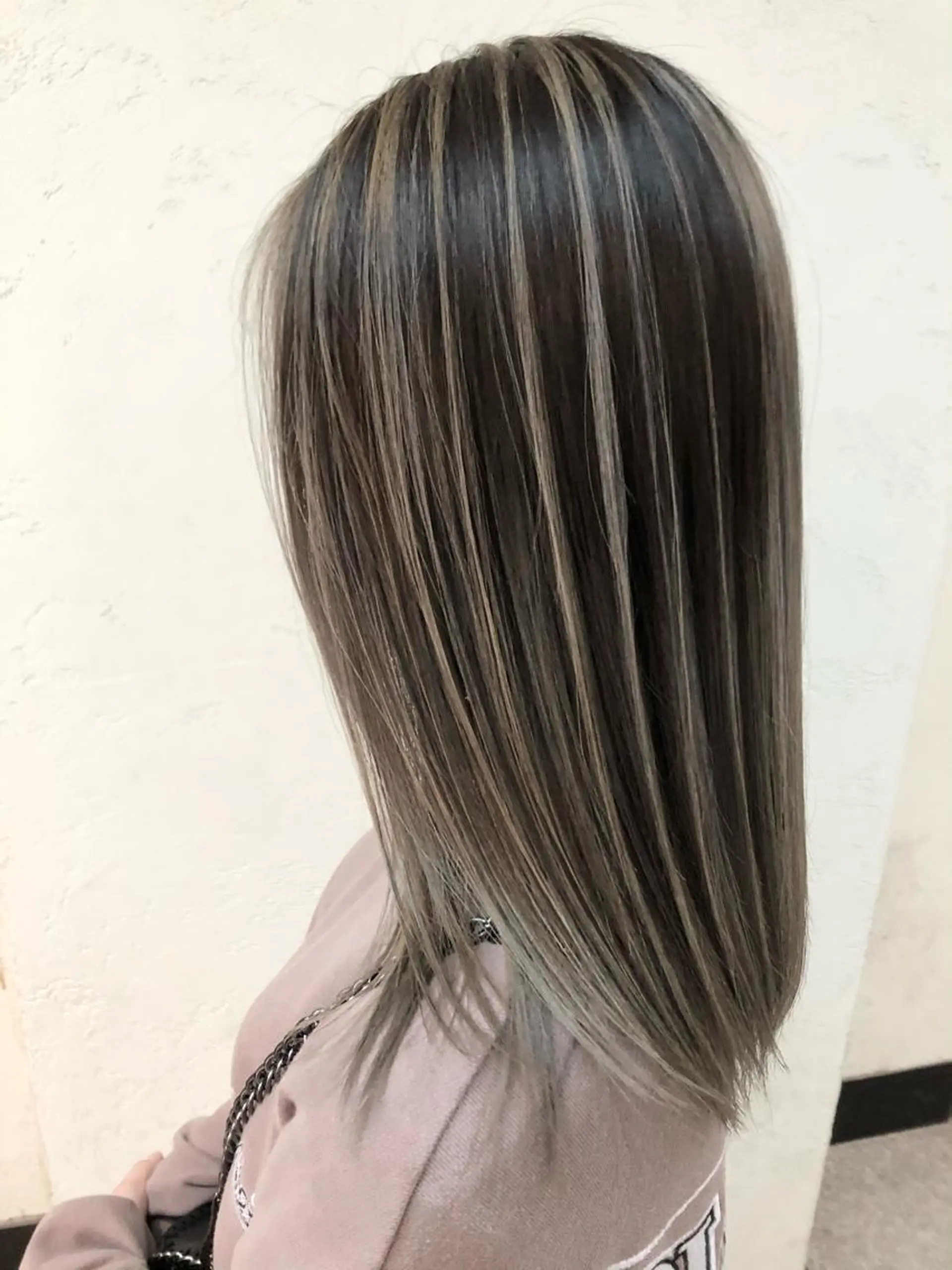 ロング カット ヘアカラー 宮下 浩一のヘアスタイル