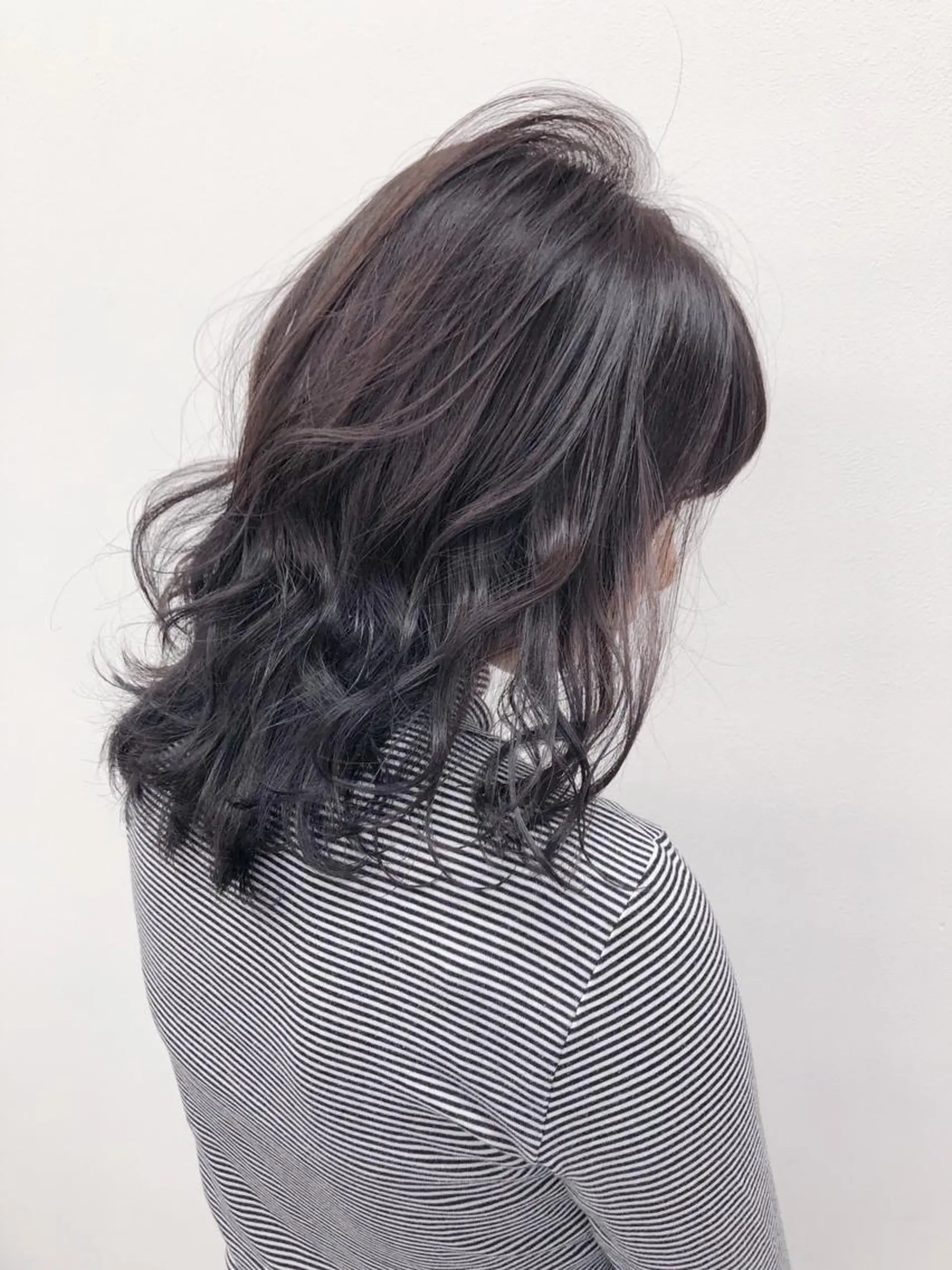 ミディアム カラー ヘアアレンジ 柔らかbeige モトキのヘアスタイル