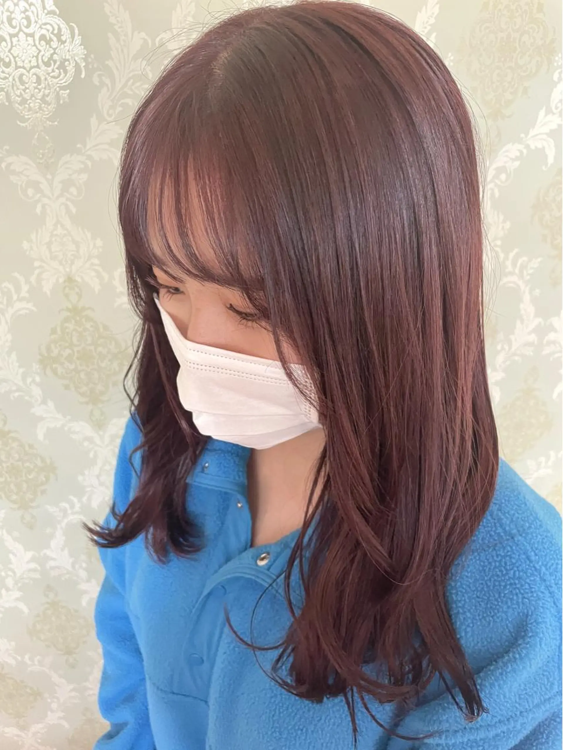 セミロング カラー ブリーチ EARTH中島 秋桜久のヘアスタイル