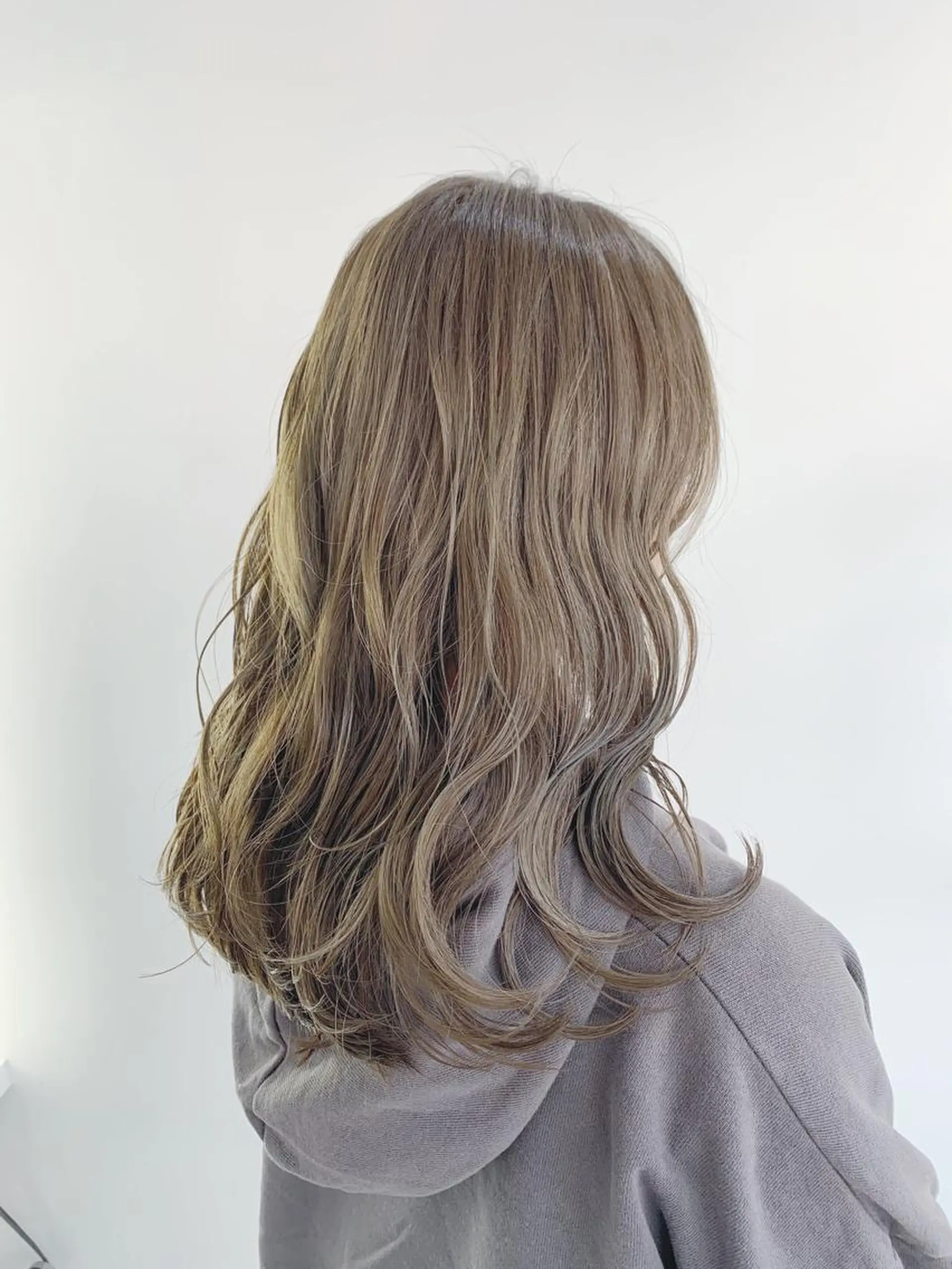 ロング カラー ヘアアレンジ アディクシーカラー ベージュカラー グレージュ ハイライトカラー イルミナカラー カット ヘアカラー トリートメント ヘッドスパ ヘアセット レイヤーカット/艶髪 🎀笠原 優花🎀のヘアスタイル