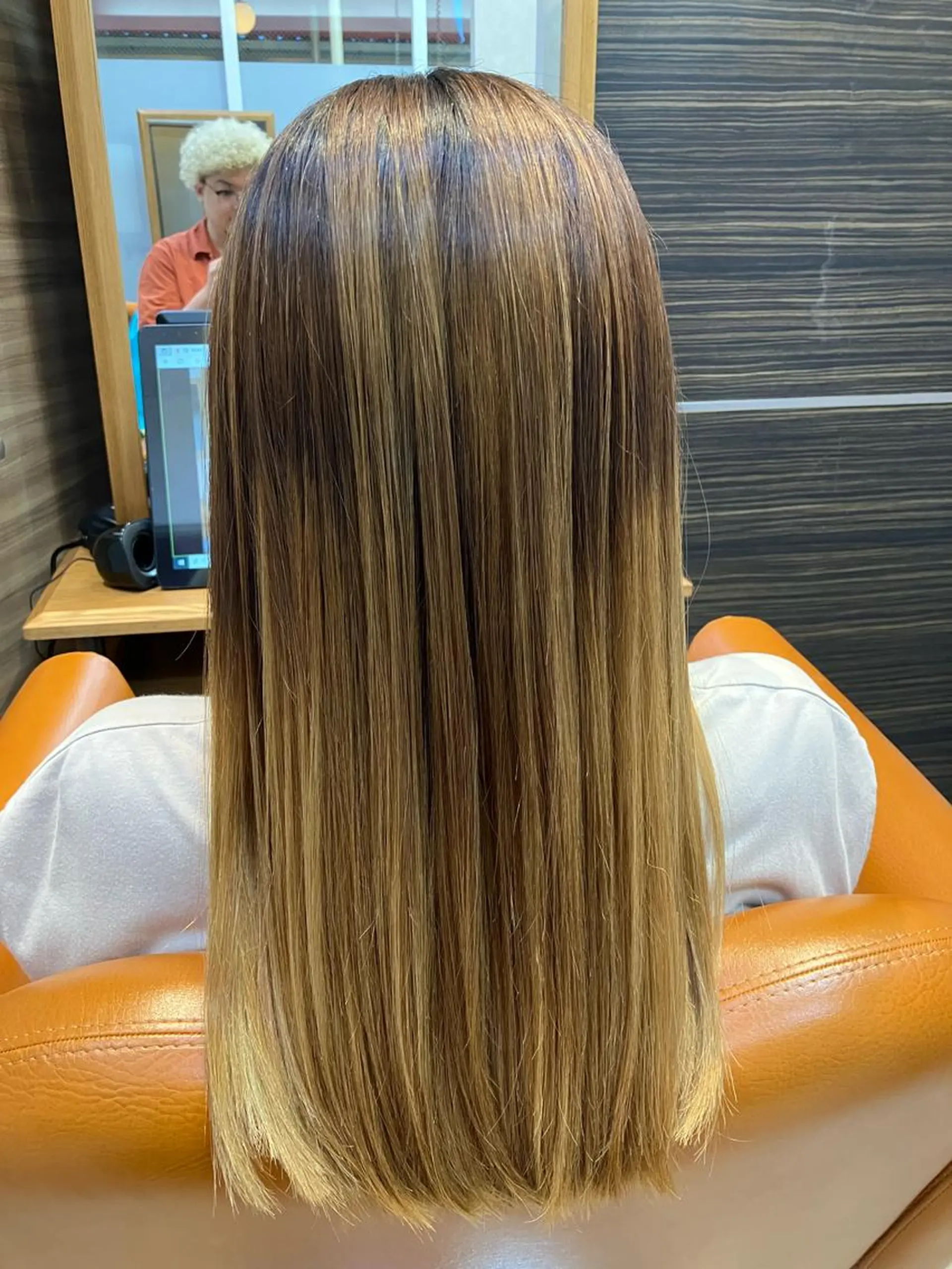 ロング 黒木 翔平のヘアスタイル