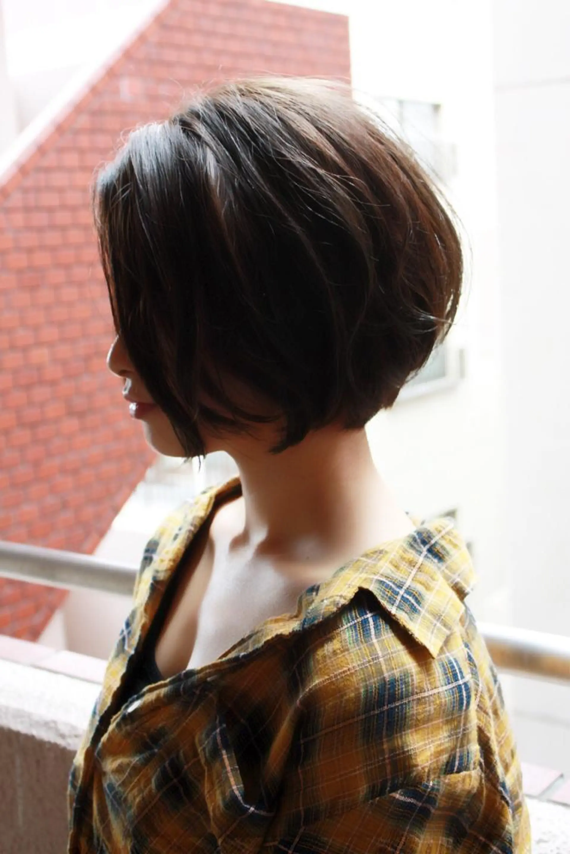 ショート カラー パーマ ブリーチ イルミナカラー 髪質改善 トリートメント tuuli トゥーリのヘアスタイル