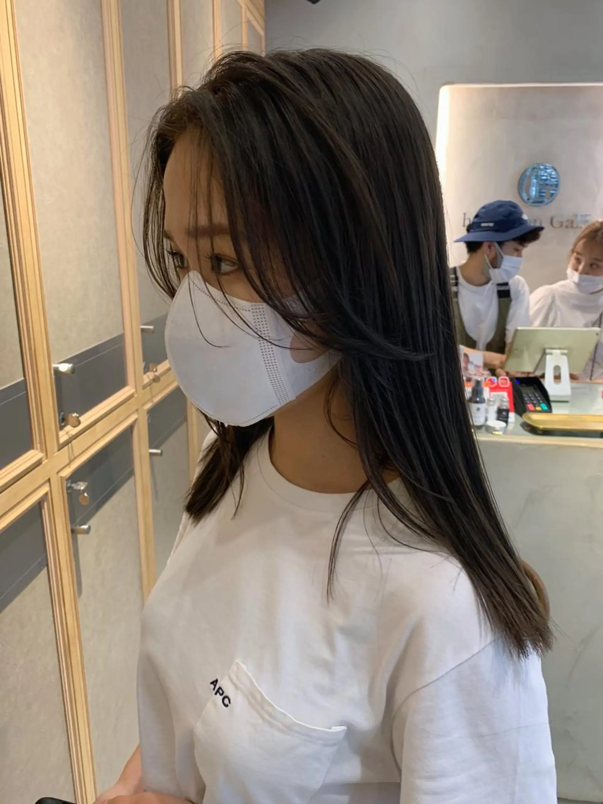 ミディアム カラー ブリーチ グレージュ ブリーチなしカラー オリーブグレージュ オリーブグレー チバ タクミのヘアスタイル