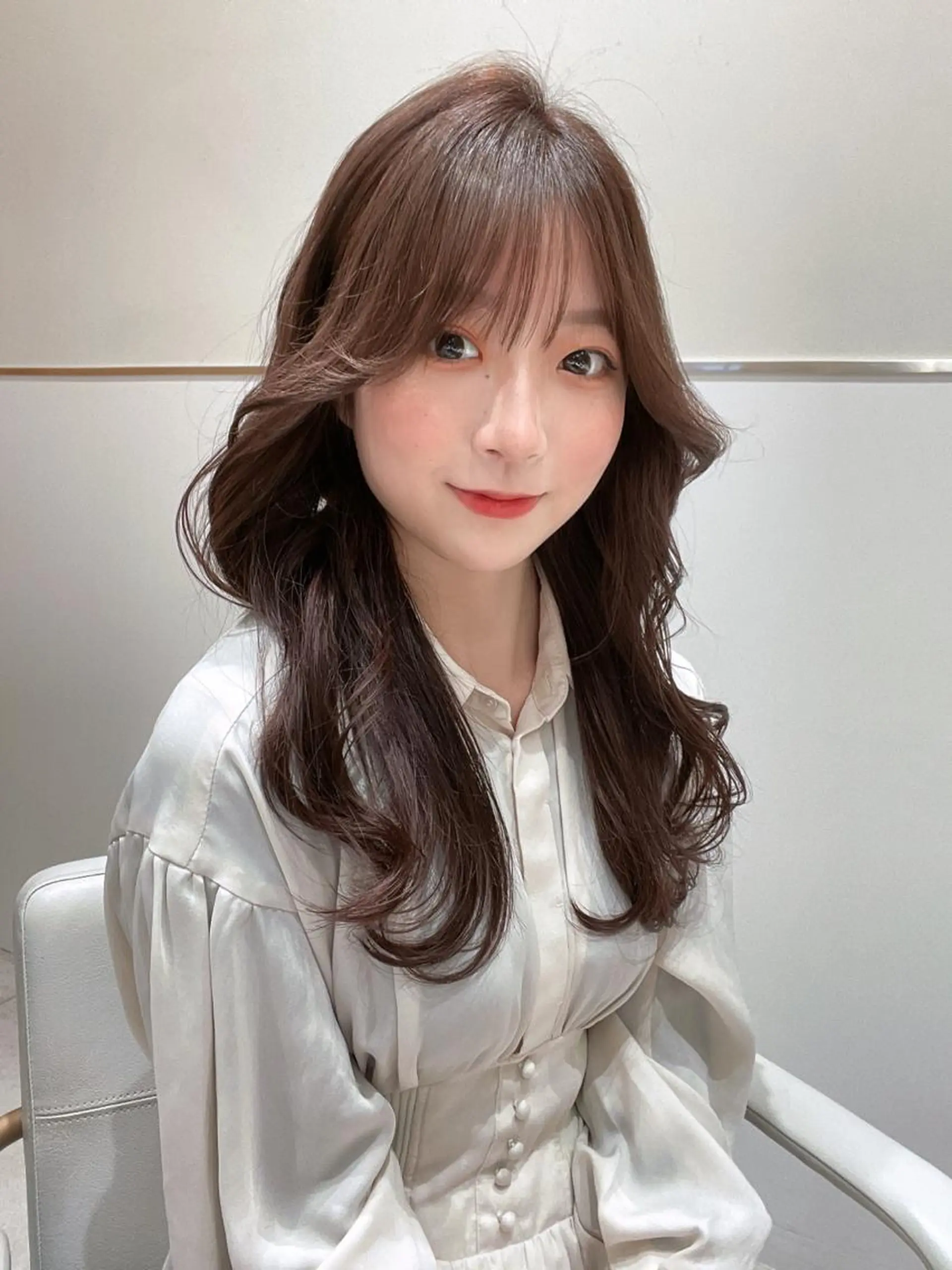 ロング カラー Toiro所属・🤎小顔レイヤー /ベージュ🤎友香のヘアスタイル