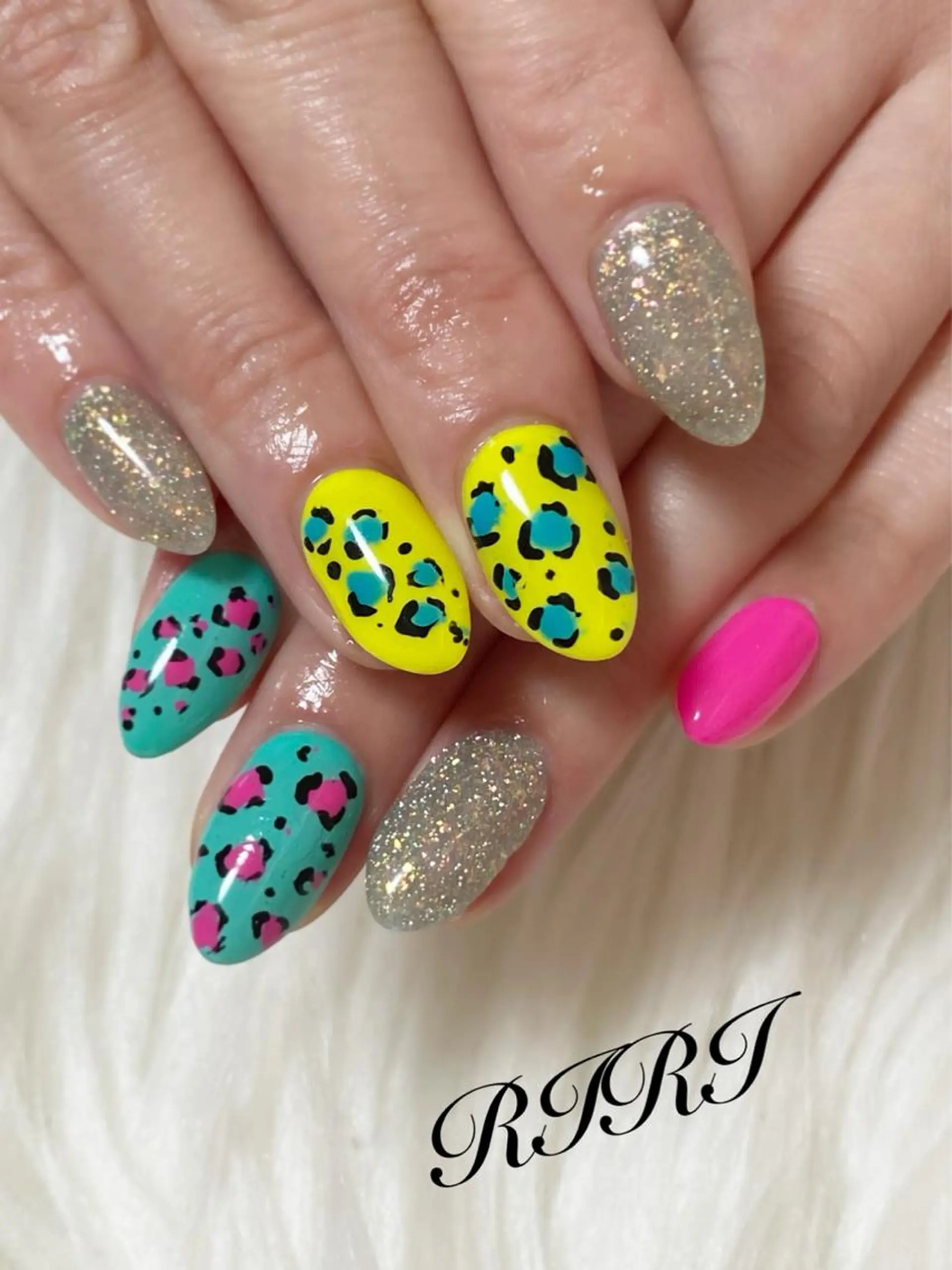 ネイル ハンドネイル riri オーナーのネイルデザイン