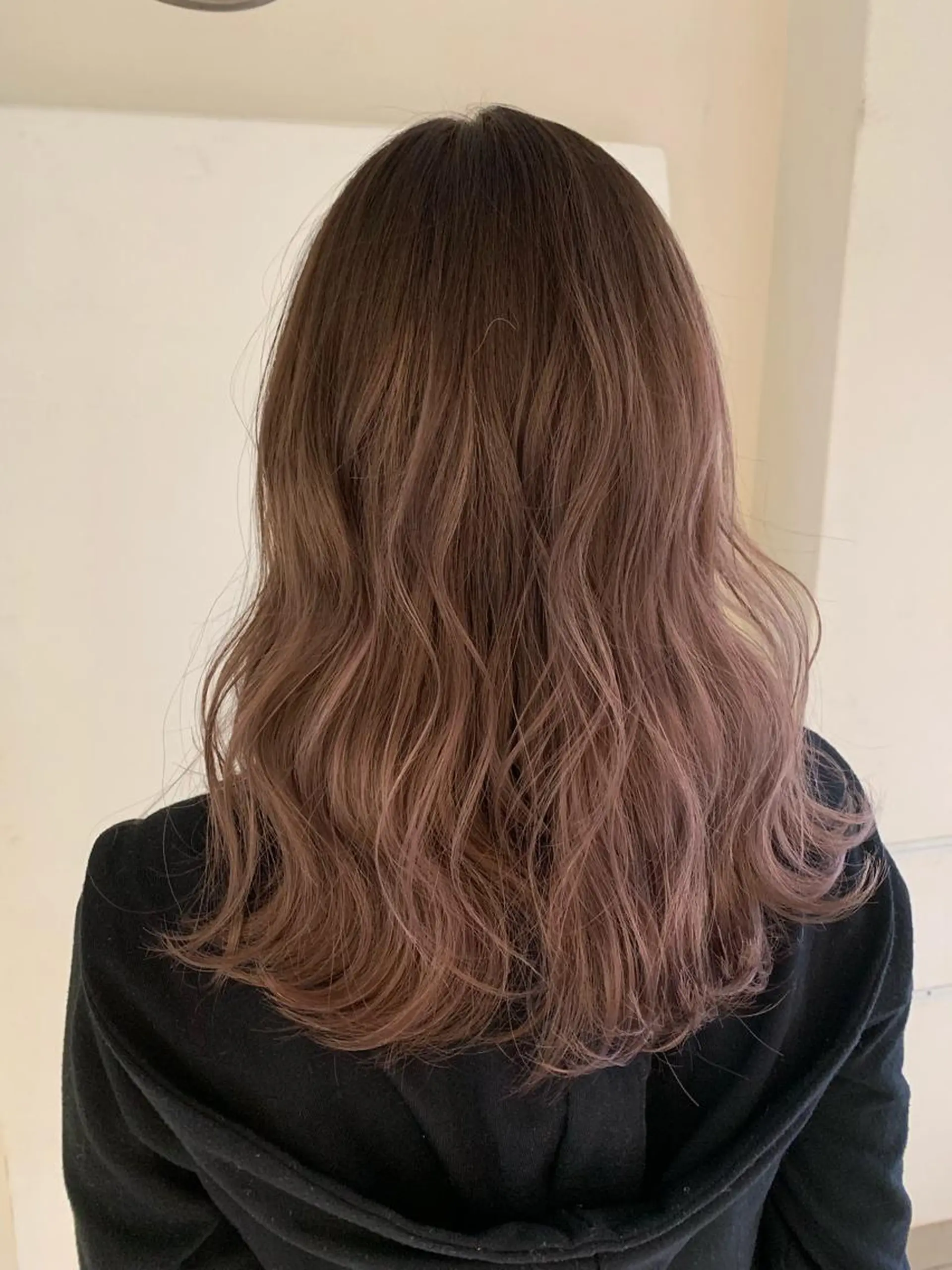 カラー 渡辺 健太のヘアスタイル