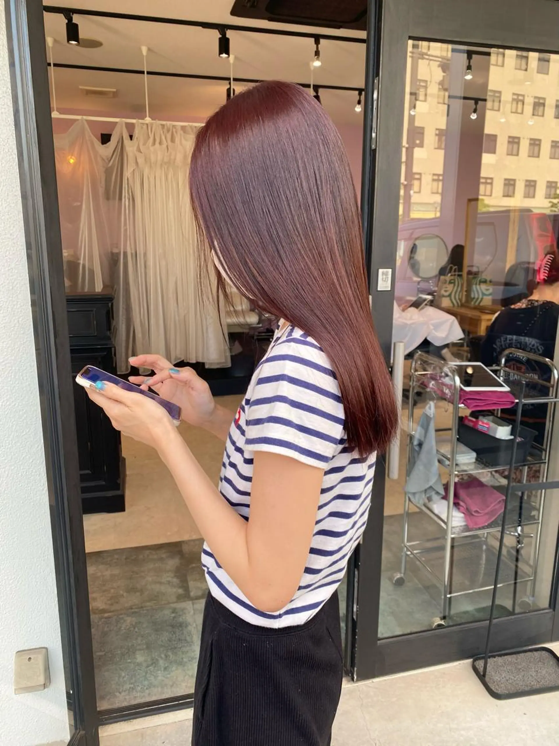 カラー MATTY azusaのヘアスタイル