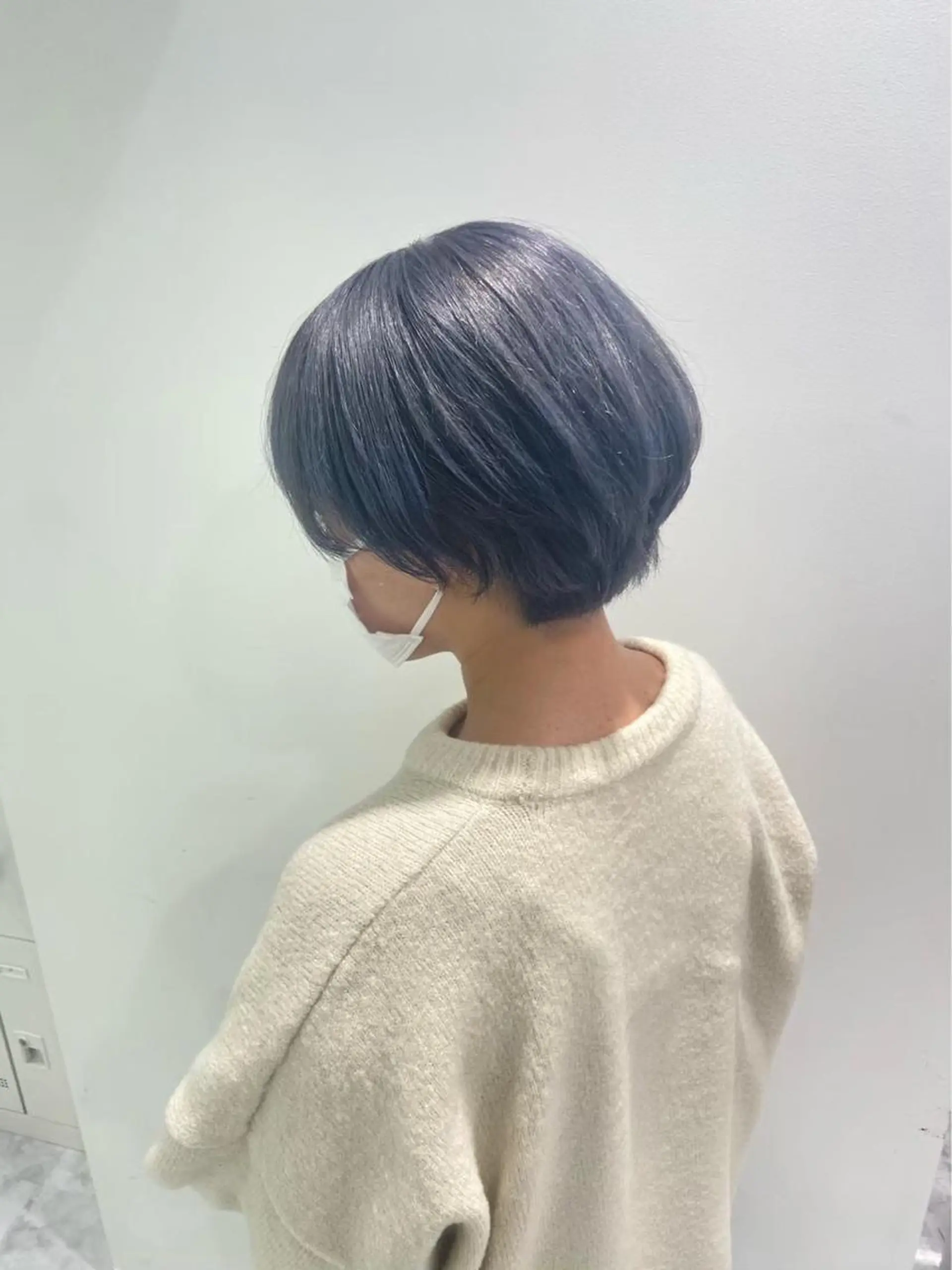 ショート 寒色＆ブリーチ特化 寒色MiOのヘアスタイル