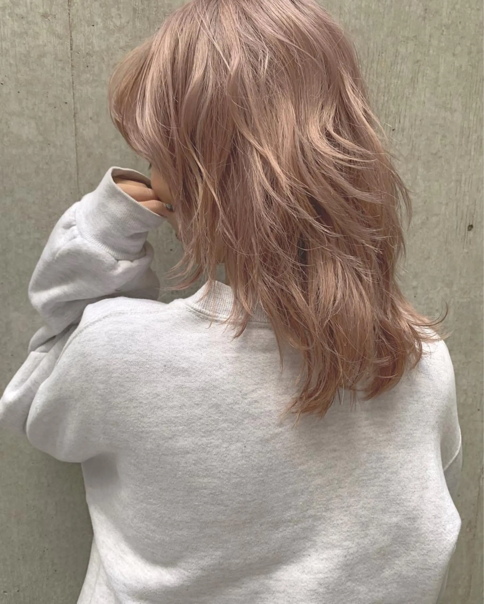 セミロング カラー アッシュ ブリーチ ピンクカラー ピンクアッシュ ホワイトピンク “ミニモ最高評価獲得 “代表"Kohei"のヘアスタイル