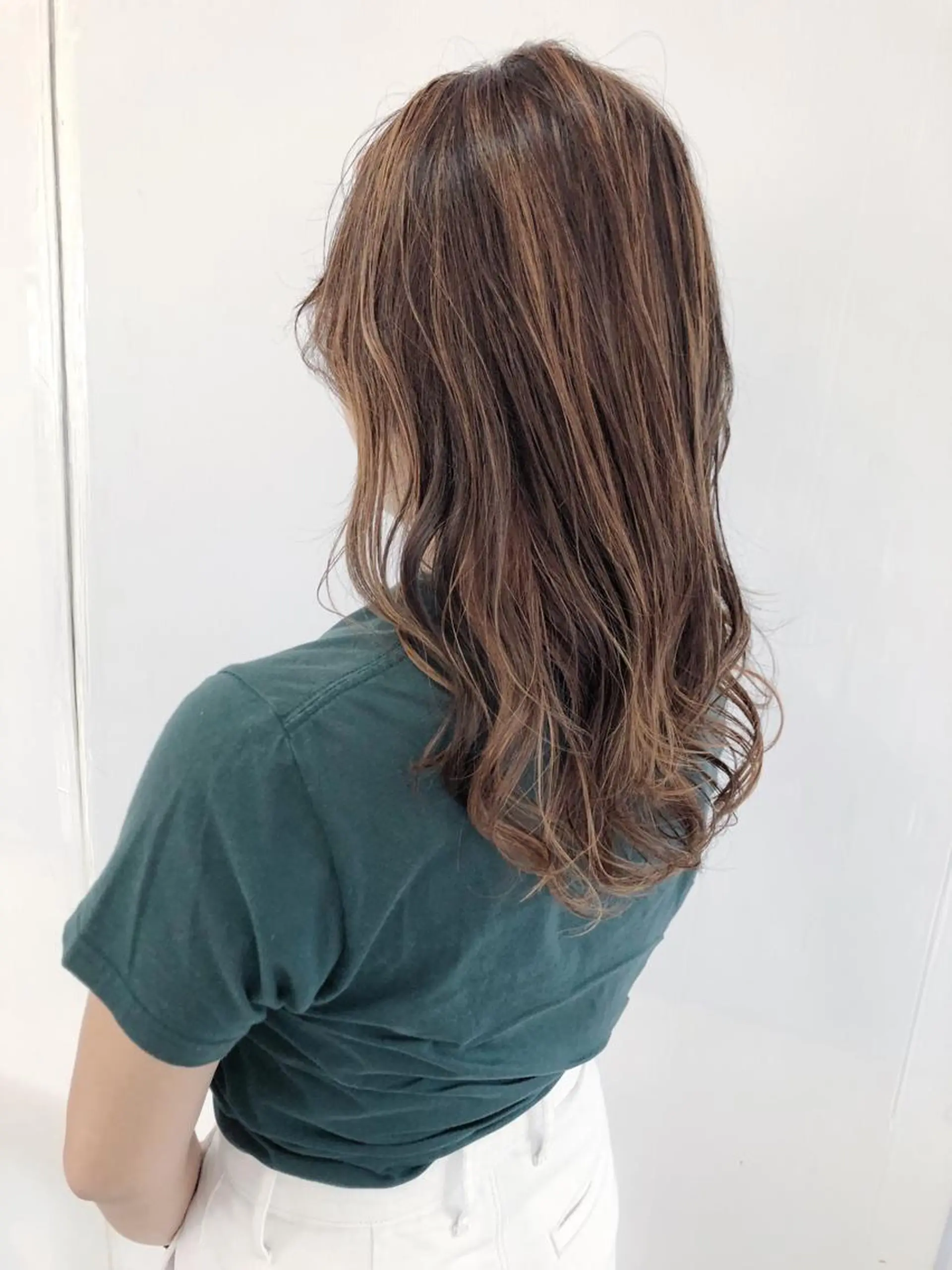 セミロング カラー ✨楠木 愛理✨のヘアスタイル