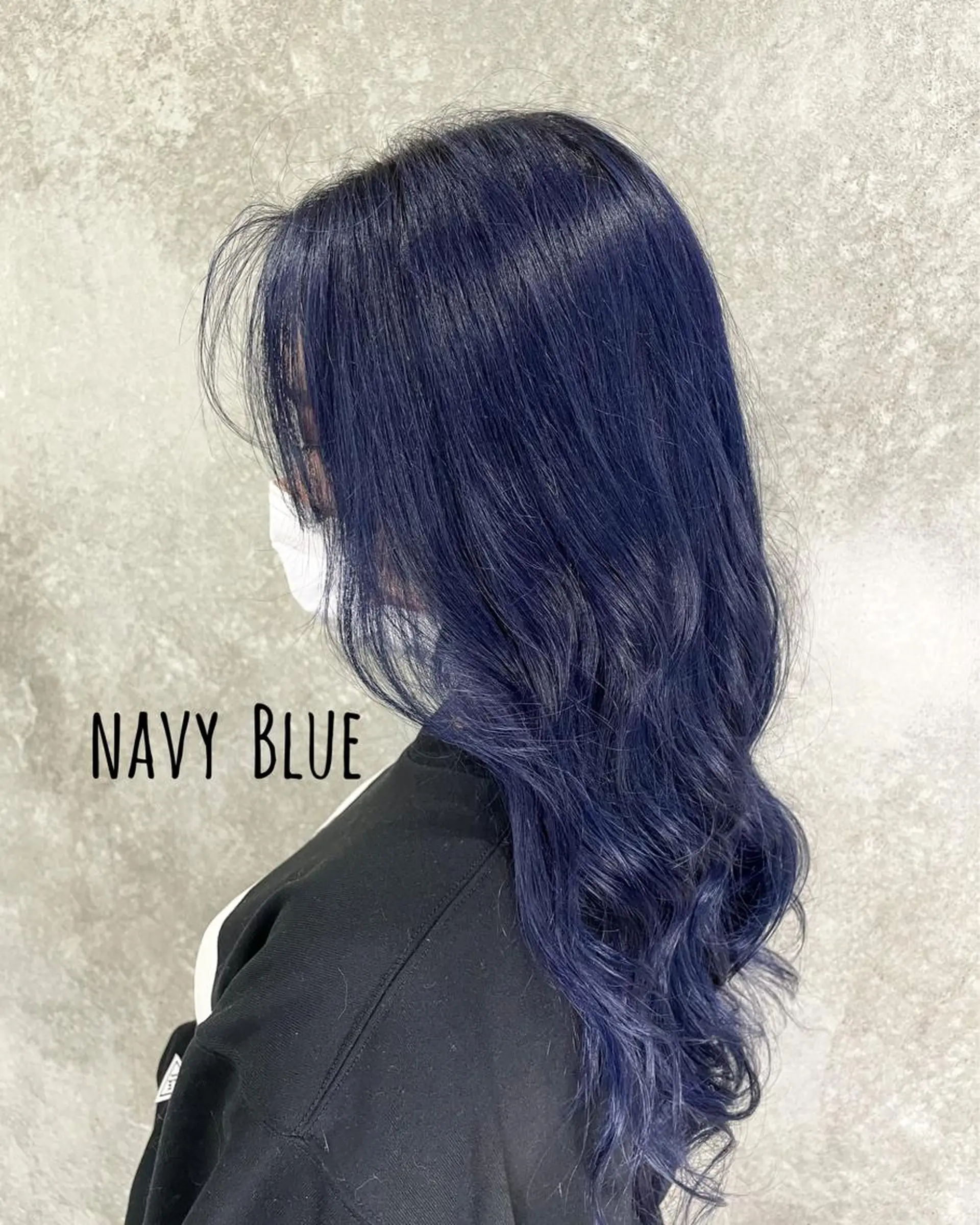 ミディアム カラー ブルーカラー ネイビーカラー ヘアカラー トリートメント にしき さんのヘアスタイル